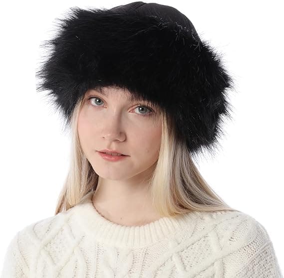 Chapeau d'hiver de style russe en fausse fourrure
