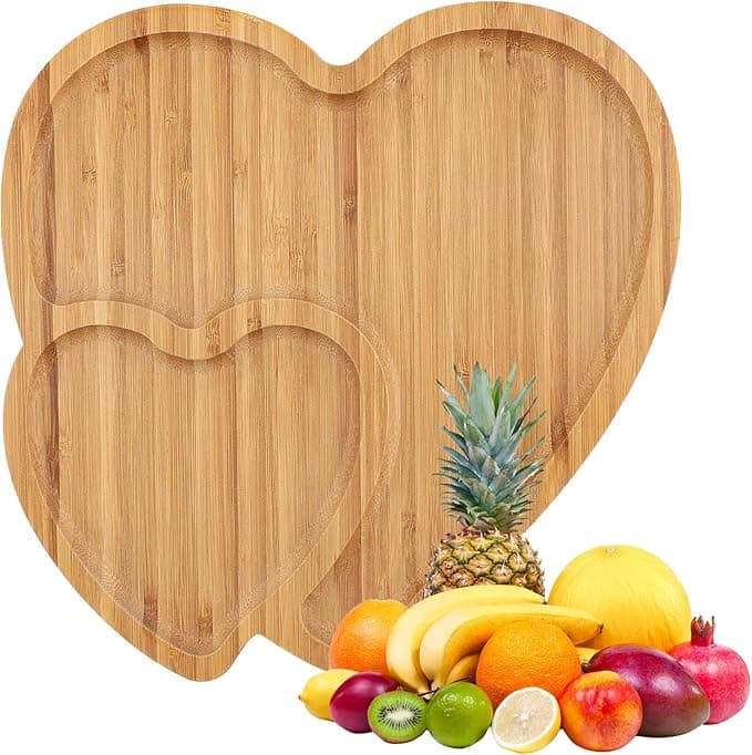 Plateau de service en bambou en forme de coeur