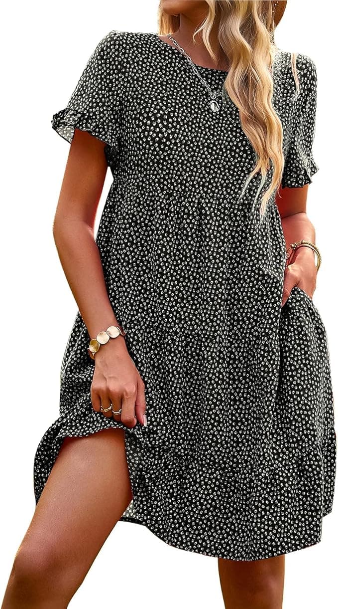 Robe décontractée noire à manches courtes