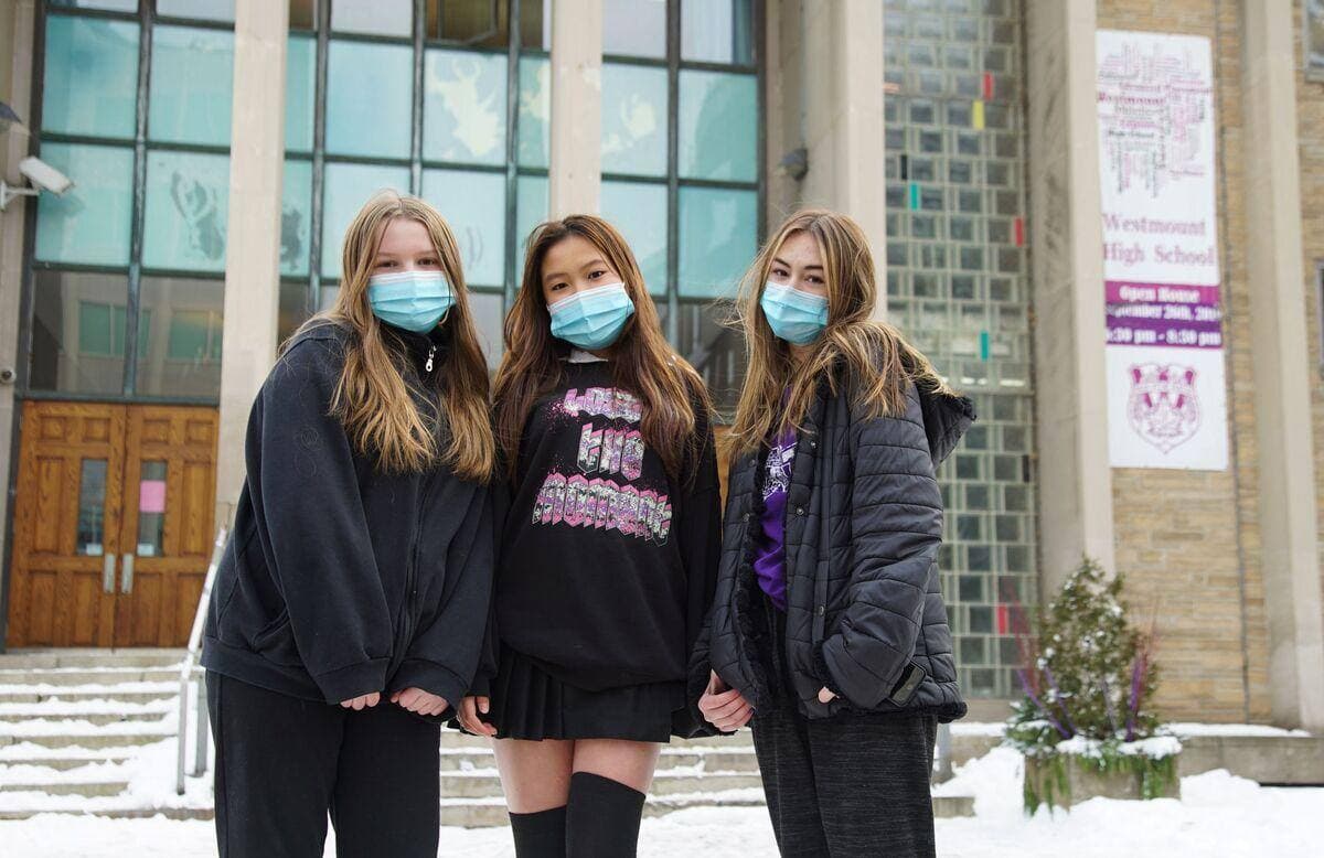 Molly, June et Olivia