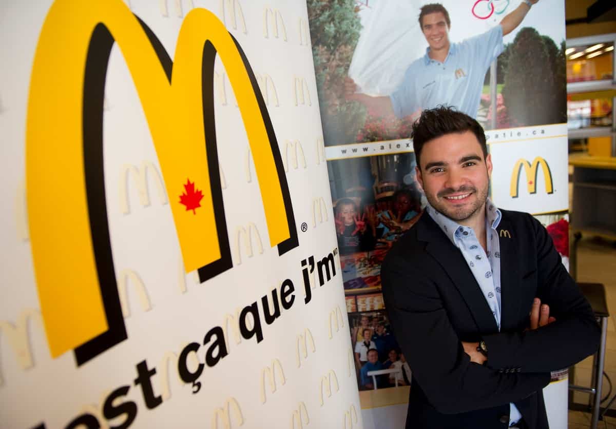 Alexandre Despatie lors d'une conférence de presse dans le cadre de son partenariat avec McDonald's, en avril 2011