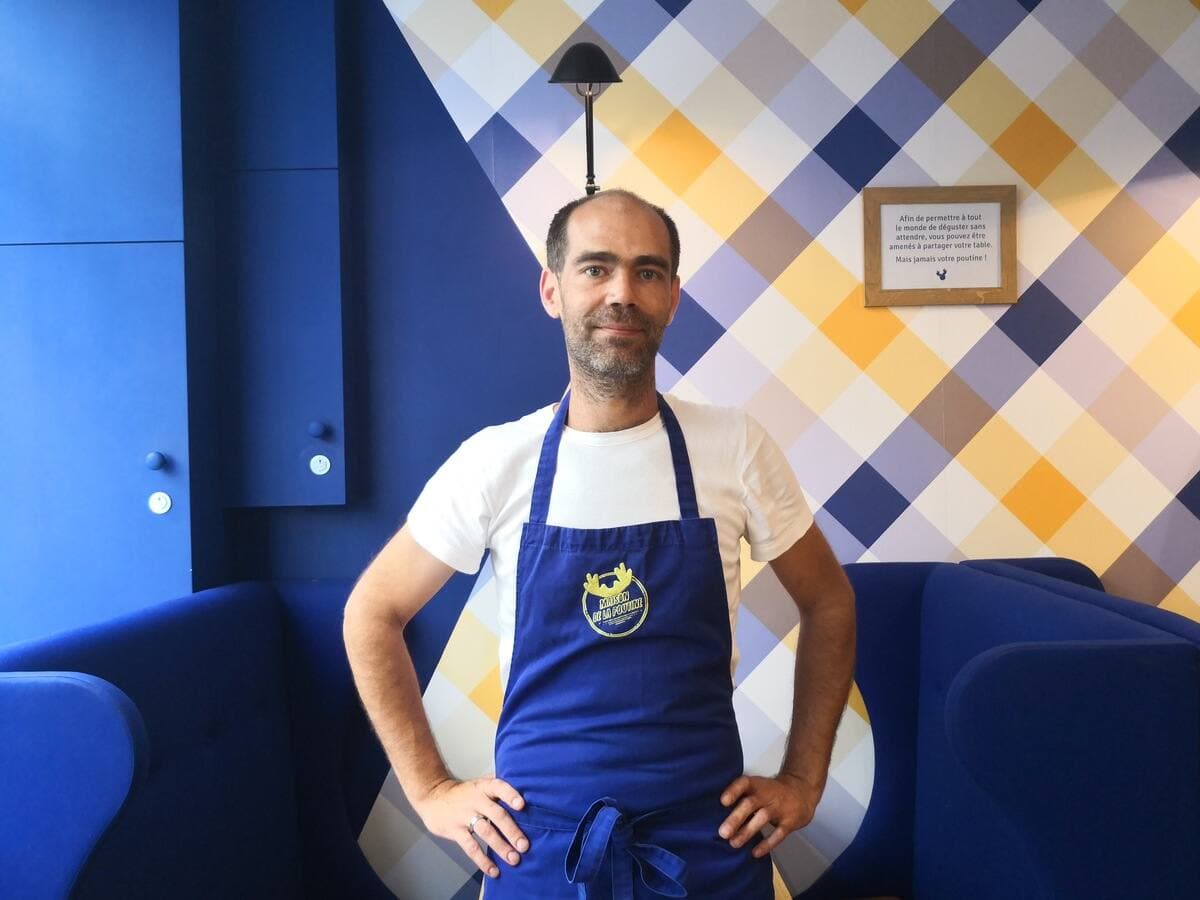 Erwan Caradec, de Le Maison de la poutine, un restaurant de Paris.