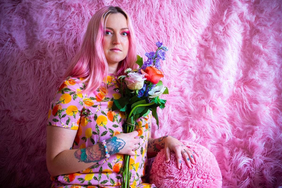 Pour Geneviève Darling, être queer signifie remettre en question les règles et ce que l’on considère «naturel».