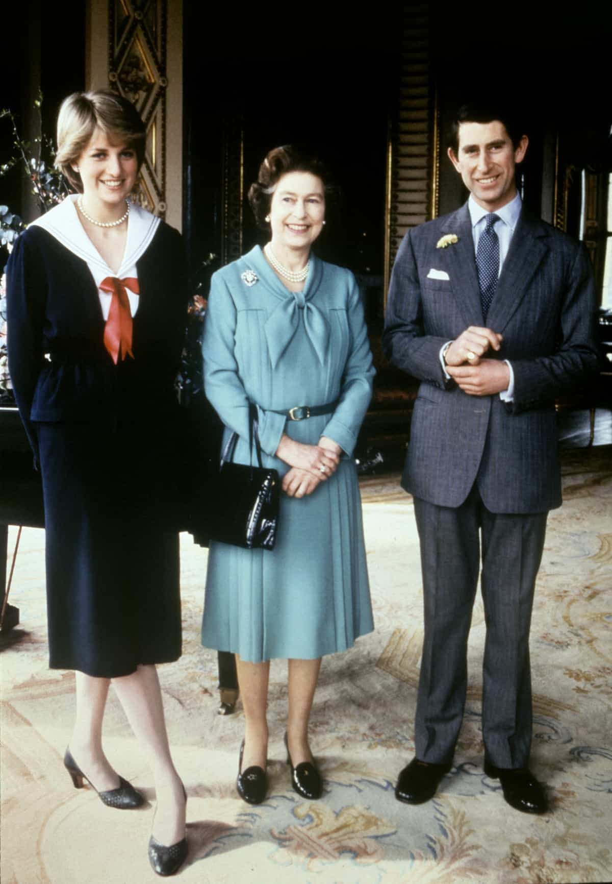 Diana Spencer, la reine Elizabeth II et le prince Charles, en 1981