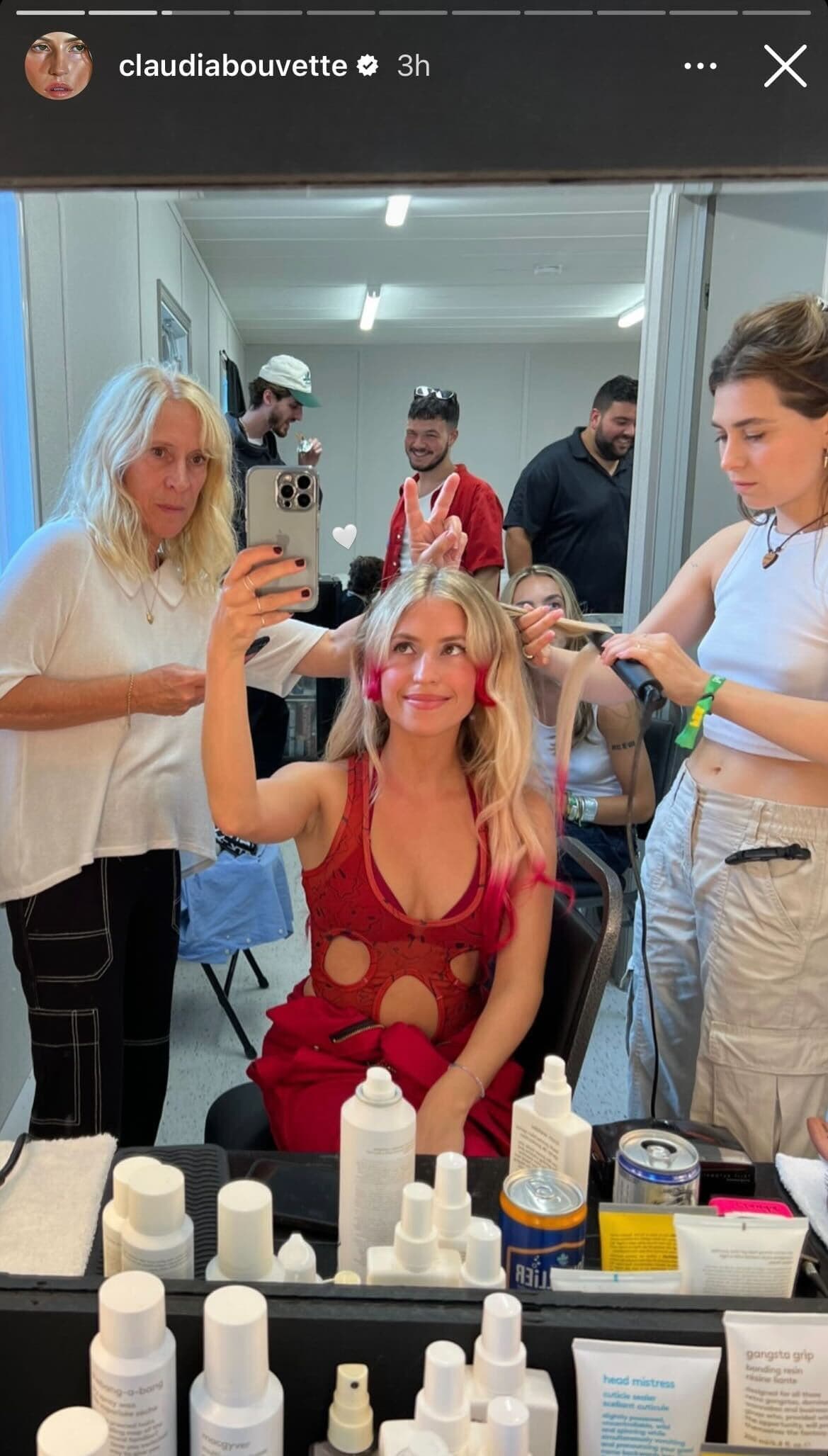 STORY INSTAGRAM / CLAUDIA BOUVETTE