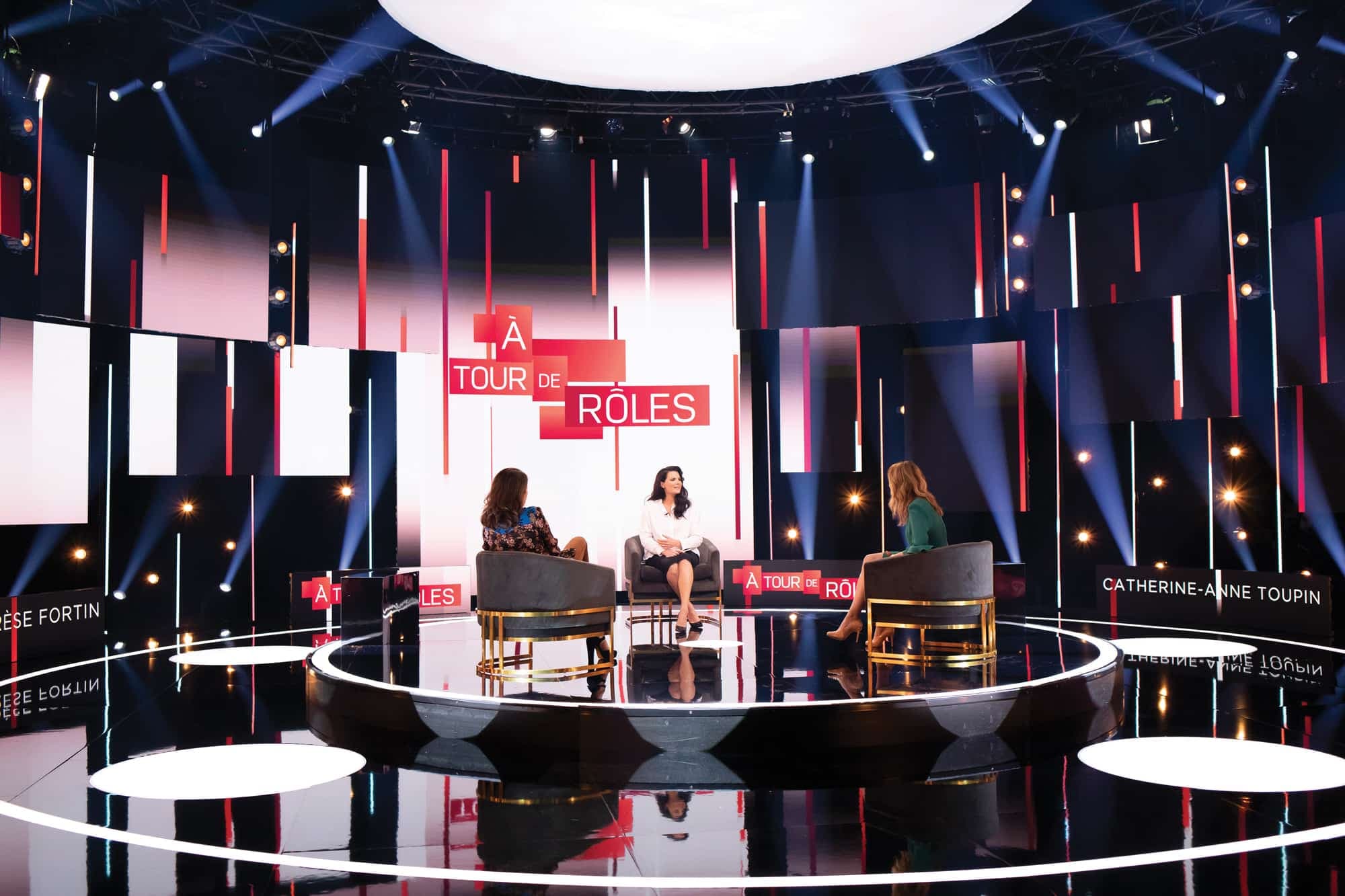 Si l’animatrice et ses invitées sont seules sur le plateau...