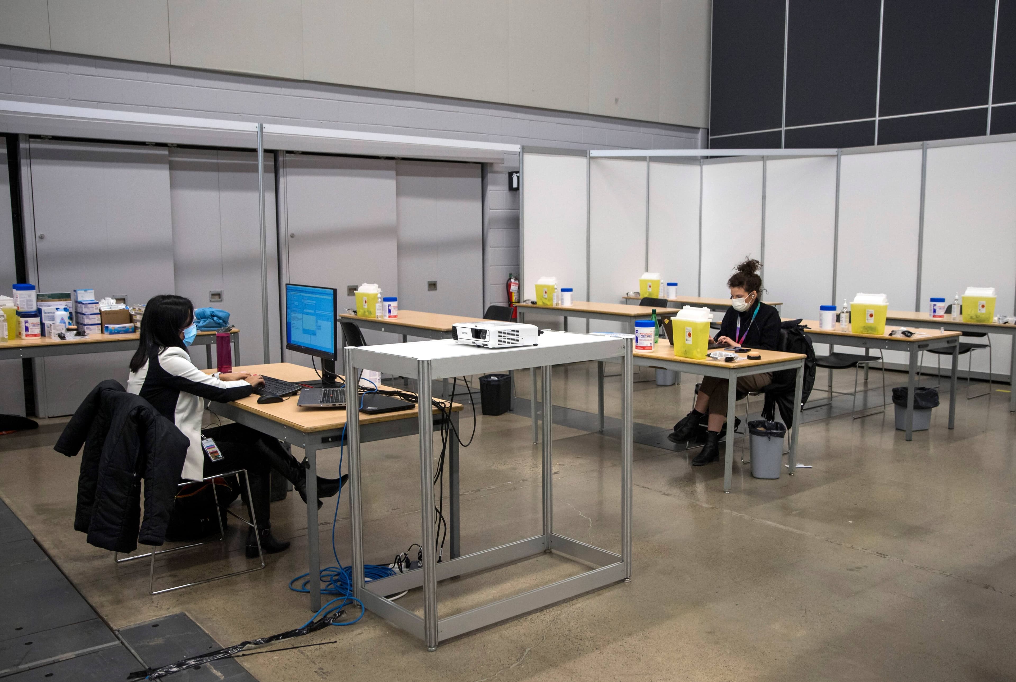 Ceux qui viendront prêter main-forte à la campagne de vaccination seront formés à même le Palais de congrès de Montréal en moins d'une journée.