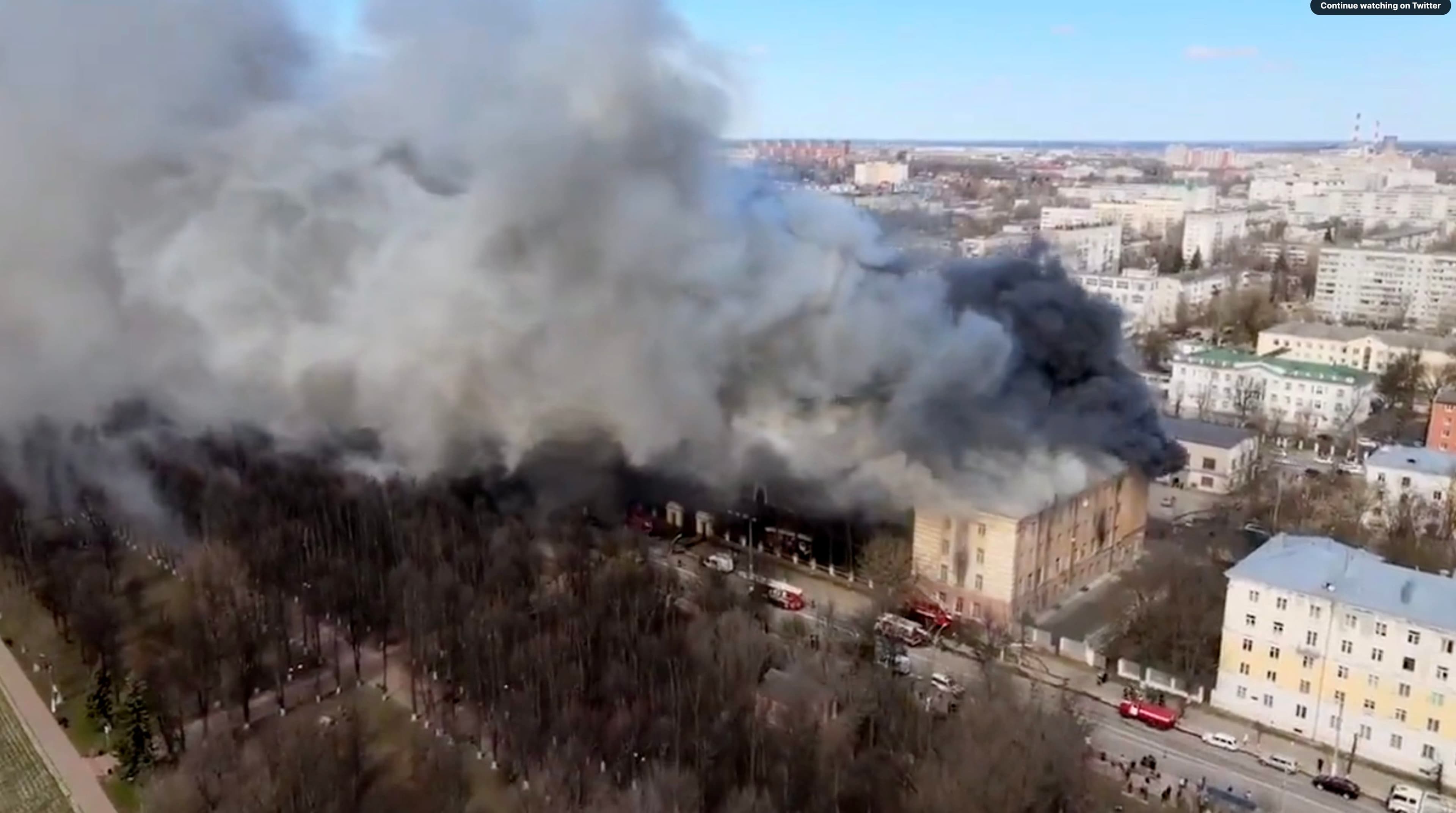 Le centre de défense aérospatial détruit par un incendie le 21 avril à Tver, en Russie.