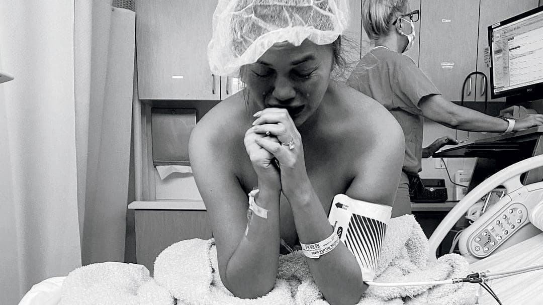 En septembre, Chrissy a annoncé le décès de son bébé à naître, Jack.