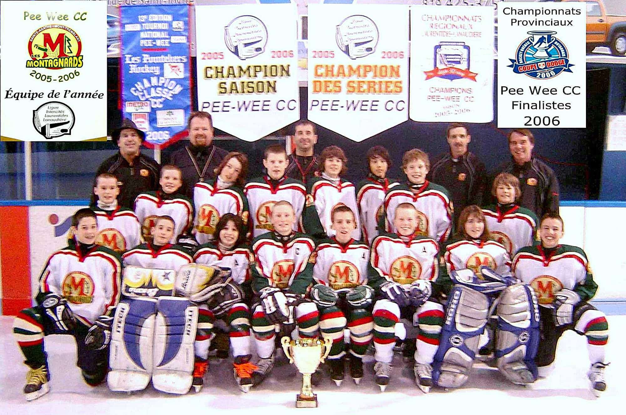 L’équipe atome AA où l’on voit Jonathan dans la 2e rangée.