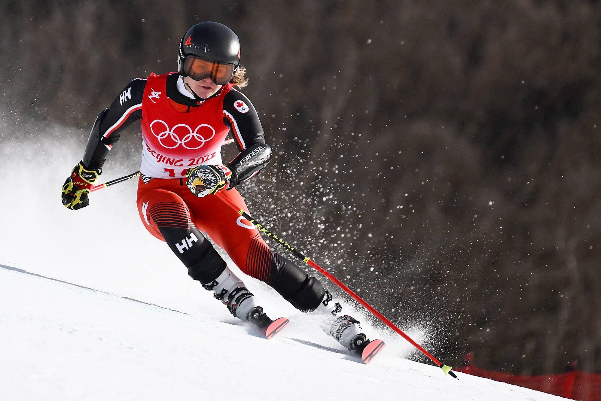 Valérie Grenier sur le parcours du slalom géant lundi à Pékin. La piste faite complètement de neige artificielle semble l’avoir gênée.