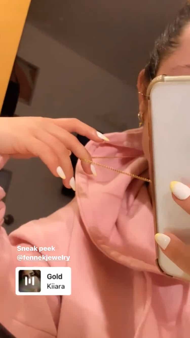 Capture Instagram @rosalielessard_