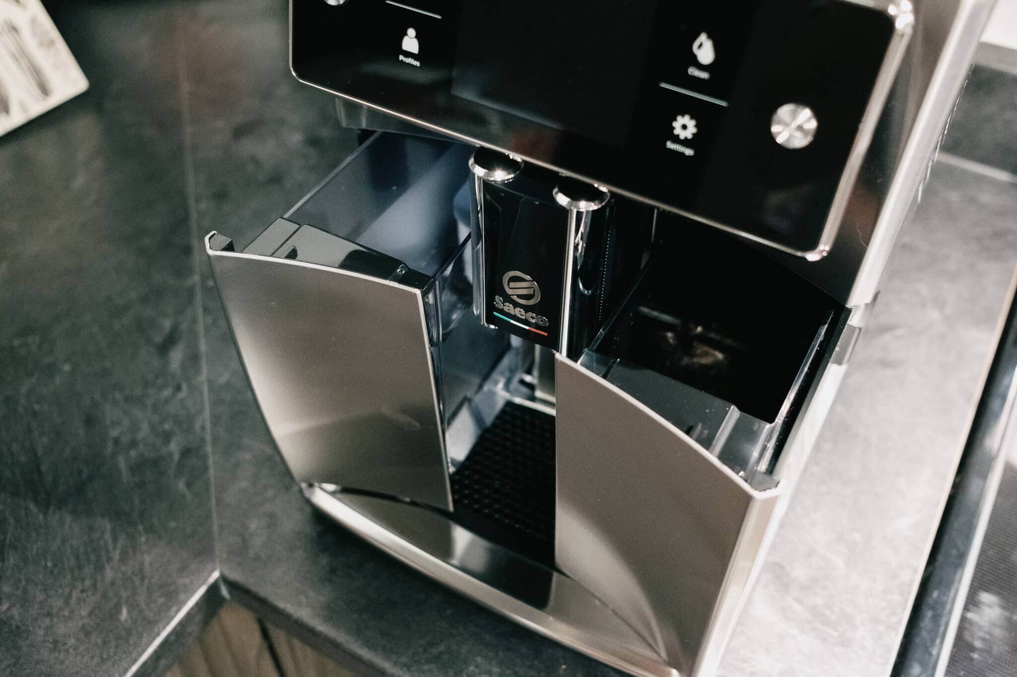 Les tiroirs se retirent et s’insèrent facilement.