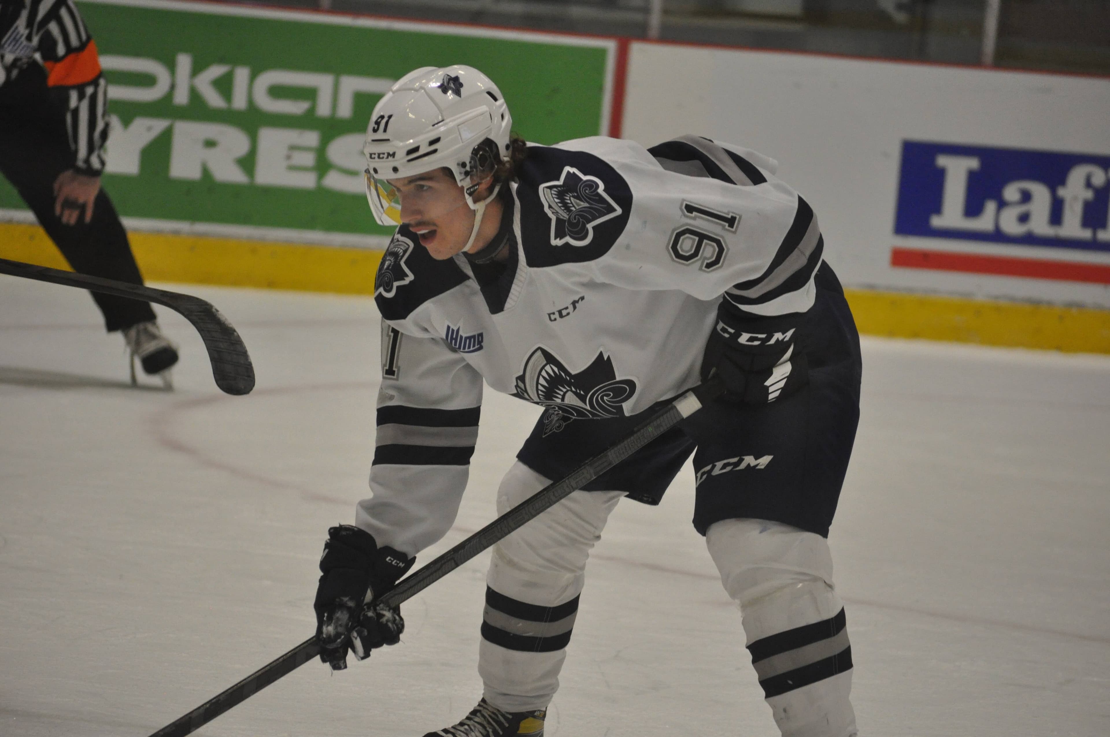 L’attaquant suisse Louis Robin a amassé deux passes dimanche contre les Voltigeurs. On le sent de plus en plus à l’aise, lui qui a été blessé plus souvent qu’à son tour depuis le début de la saison.