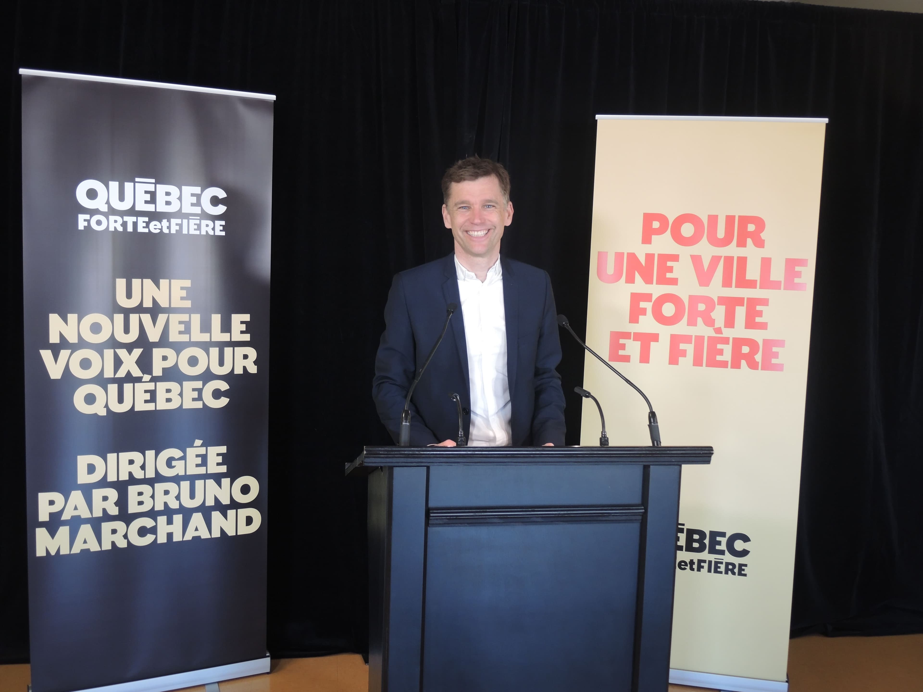 Bruno Marchand, ancien PDG de Centraide Québec, a officialisé jeudi sa candidature à la mairie de Québec, en novembre.