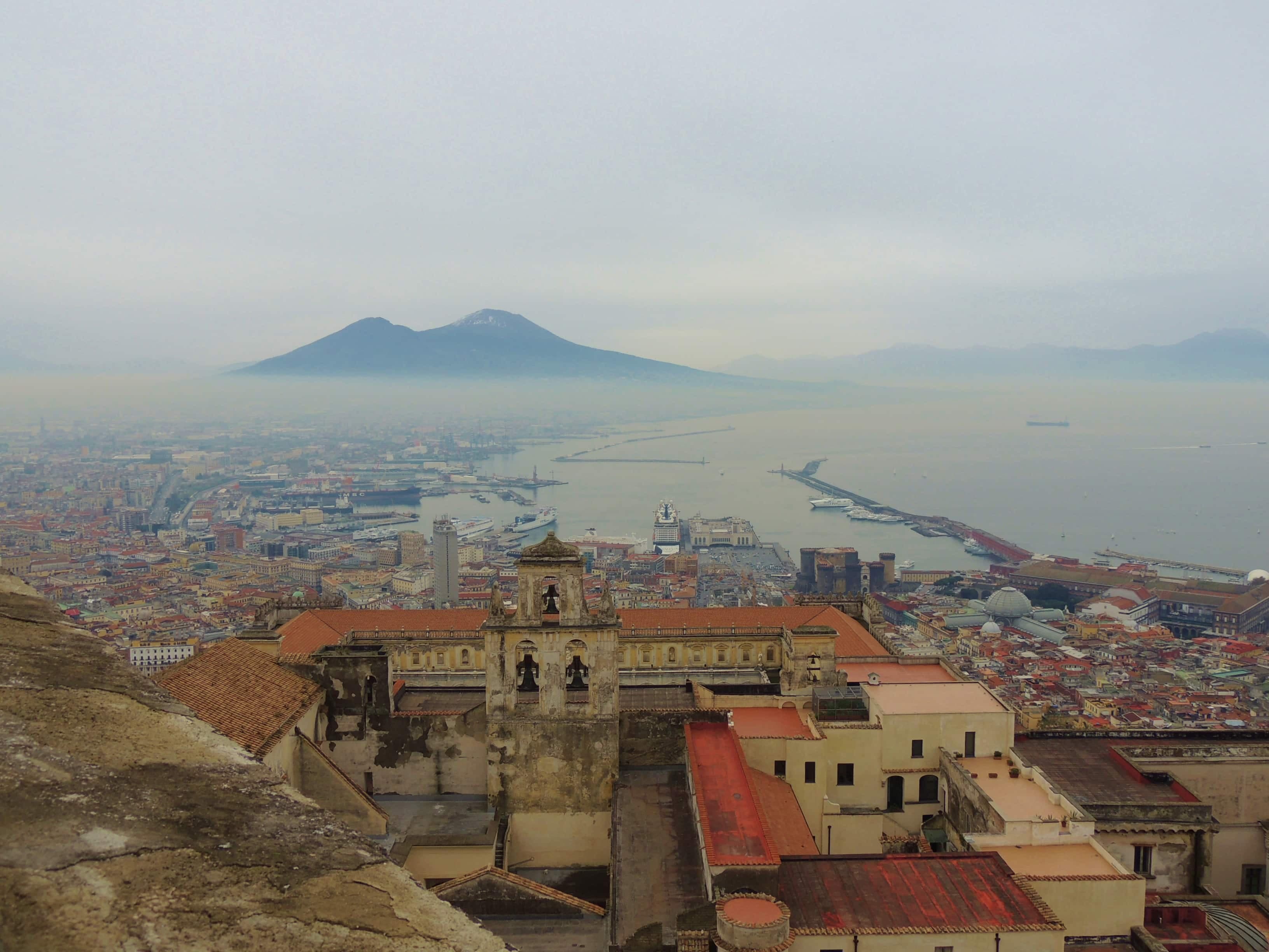 Naples, son golfe et le Vésuve, Naples, Italie. SARAH-ÉMILIE NAULT/AGENCE QMI