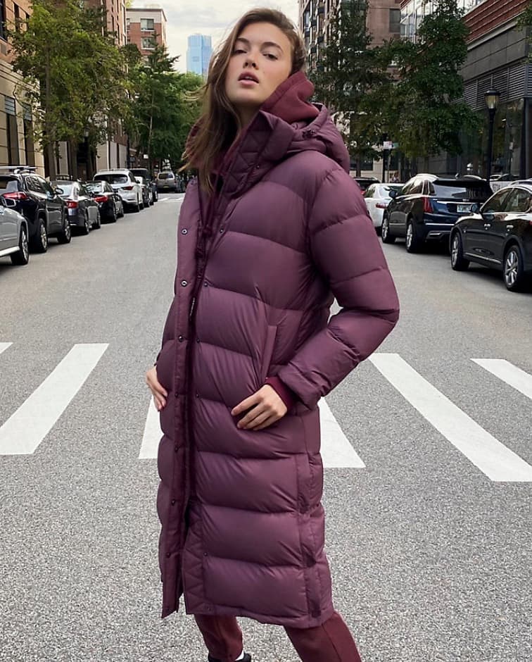 via aritzia.com