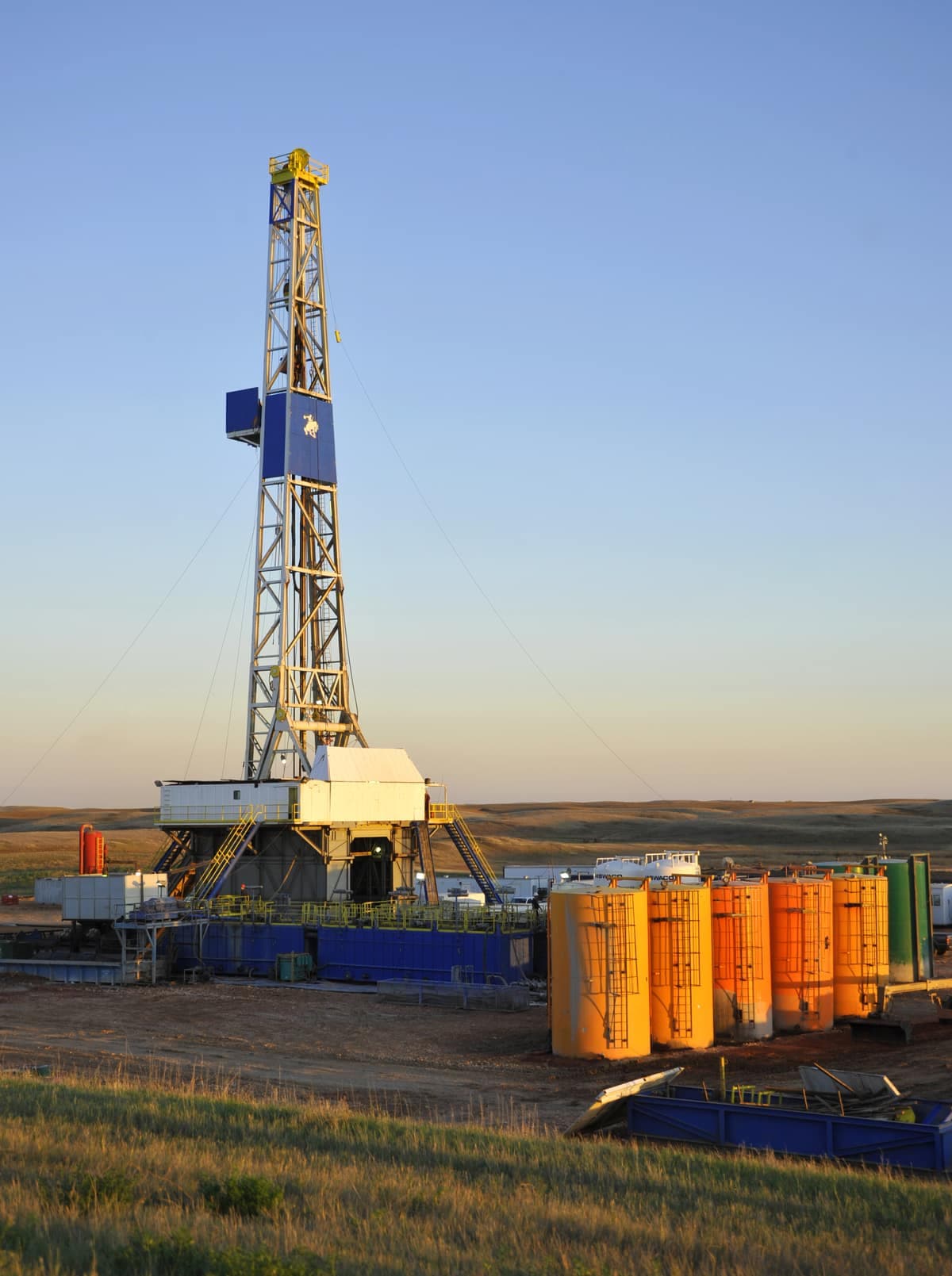 Une plateforme de forage pétrolier près de Stanley, au Dakota du Nord.