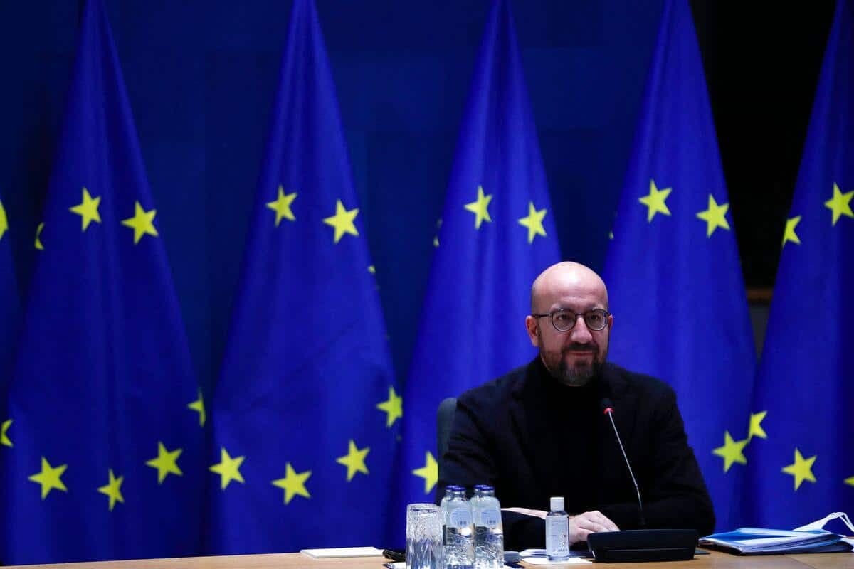 Le président du Conseil européen Charles Michel, en conférence vidéo avec les chefs d'État de la Belgique, de la Pologne et d'autres pays de l'UE