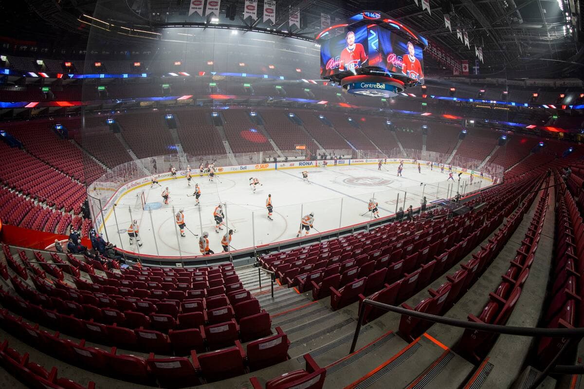 Les joueurs du Canadien et des Flyers ont fait leur session d’échauffement d’avant-match dans un Centre Bell désert, jeudi soir.
