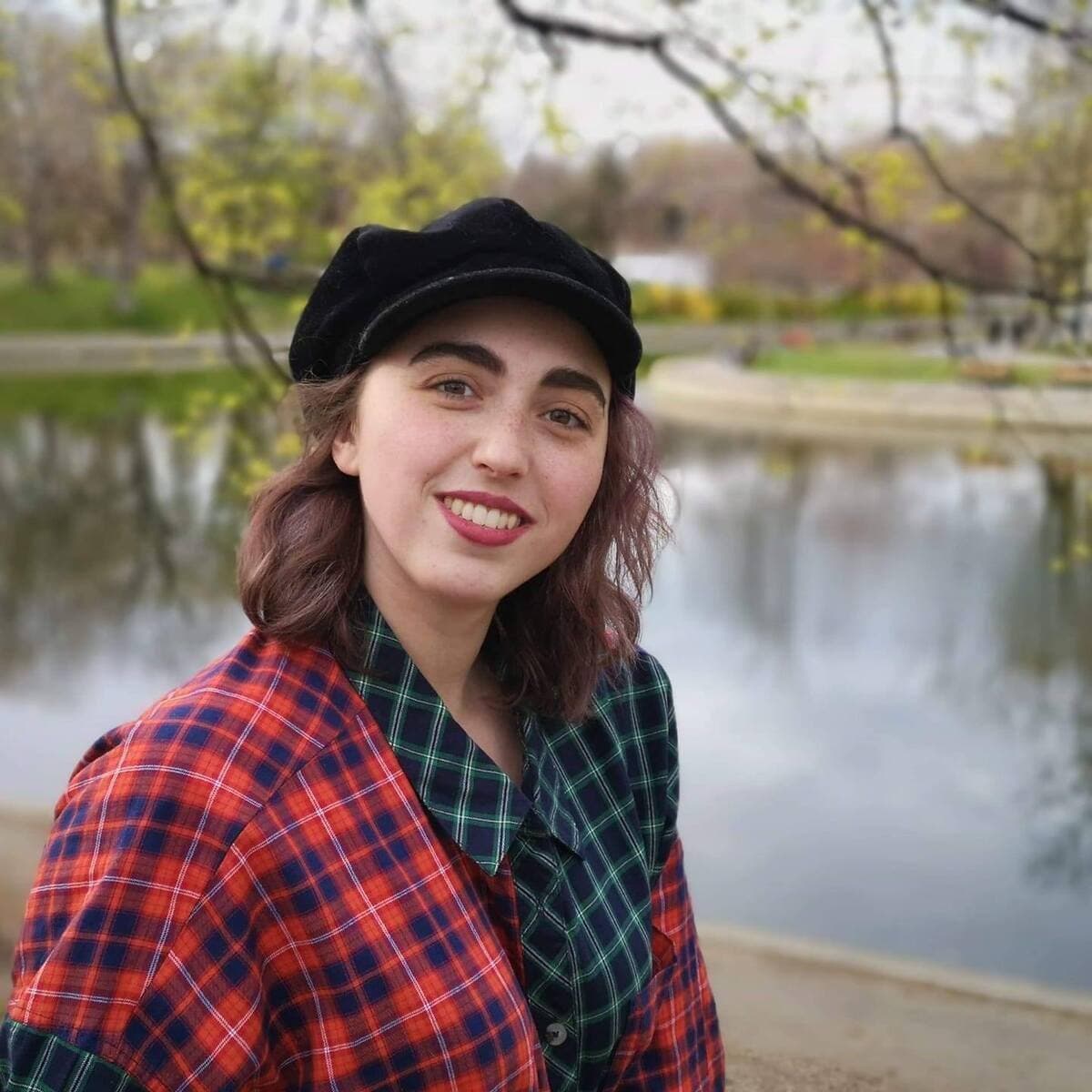 La cosignataire d’Accent Montréal Emma-Félix Laurin. Âgée de 21 ans, la jeune femme originaire de Lanaudière trouve désolant que l’anglais prédomine dans certains secteurs de la métropole.