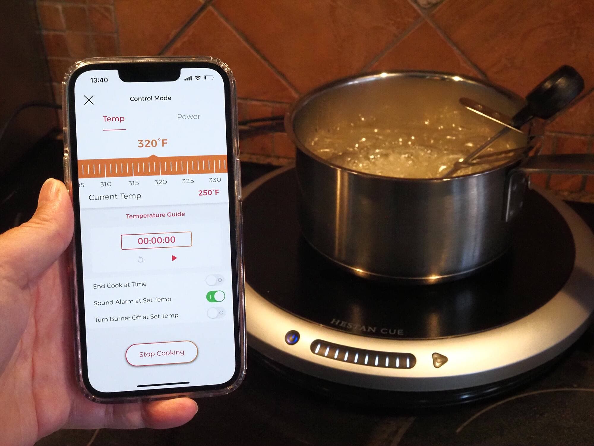L’Hestan Cue offre un mode manuel, mais il devrait tout de même en faire plus pour les geeks.