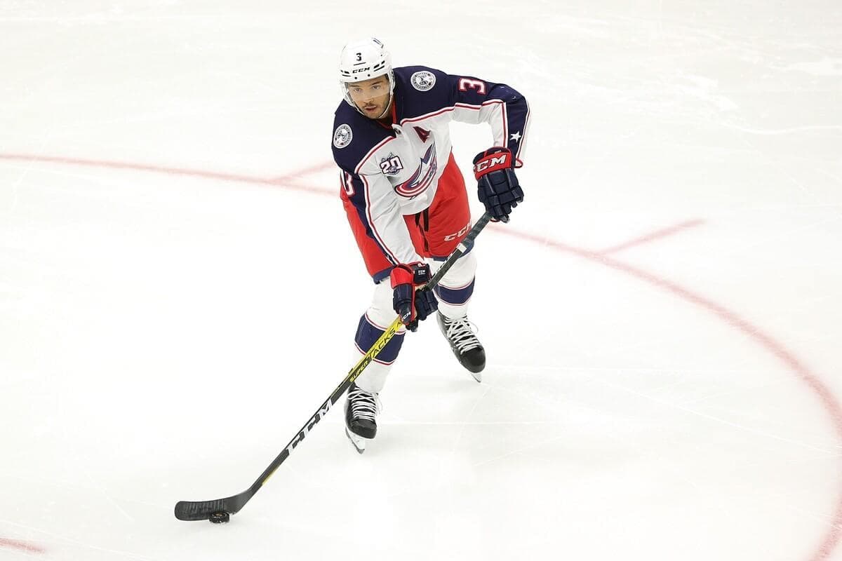 Le défenseur des Blue Jackets, Seth Jones
