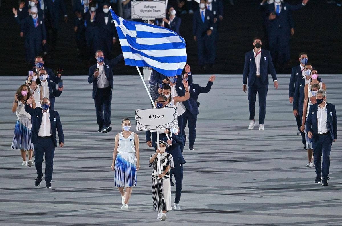 Les Grecs mènent le bal alors que les athlètes de partout dans le monde font leur arrivée dans le Stade de Tokyo.