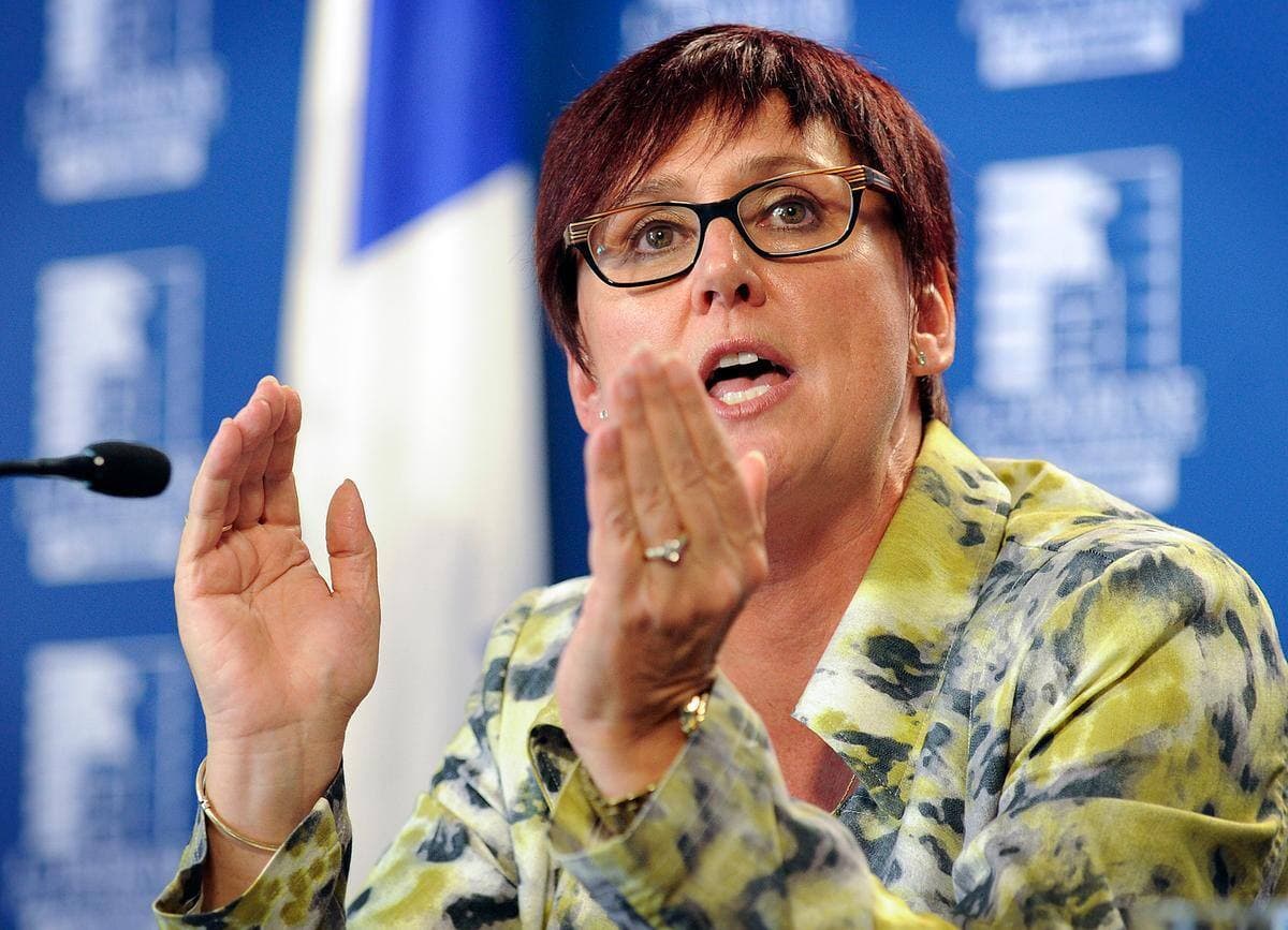 La présidente de la Fédération des syndicats de l’enseignement, Josée Scalabrini