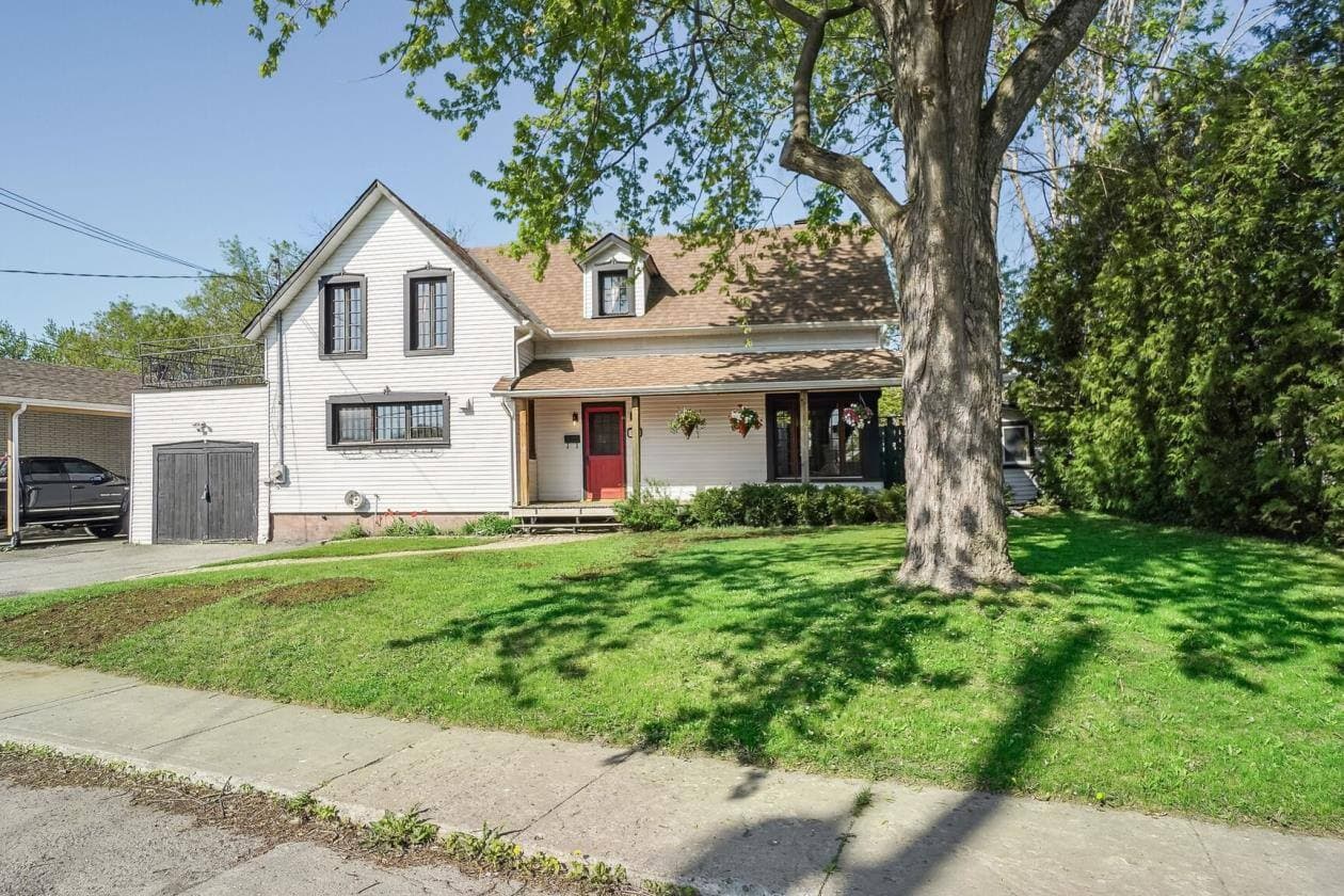 Courtoisie Carl Leclair, Re/Max