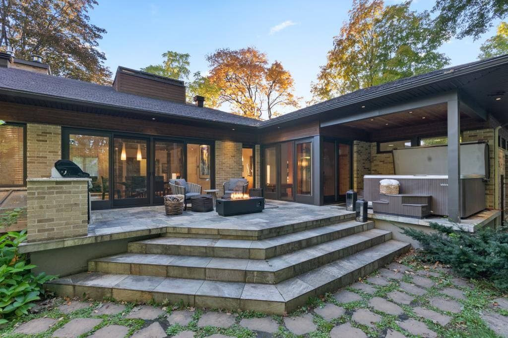 Équipe Pierre-Olivier Vear Inc. et Jennyfer Beaulieu Inc / Remax