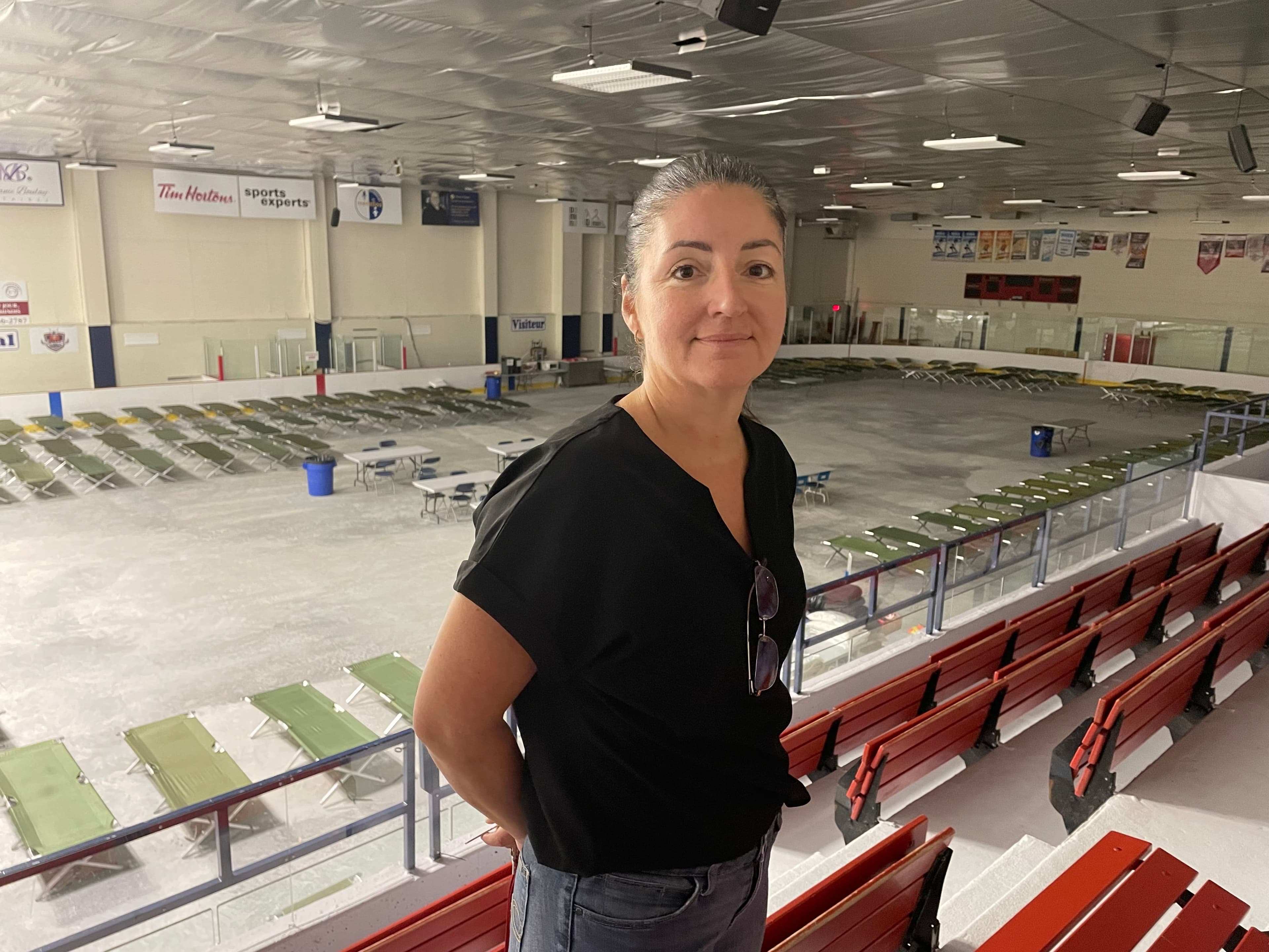 Diane Roux s’occupe de la coordination des sinistrés à Port-Cartier. Le Journal l’a rencontrée au complexe récréatif et culturel de Port-Cartier.