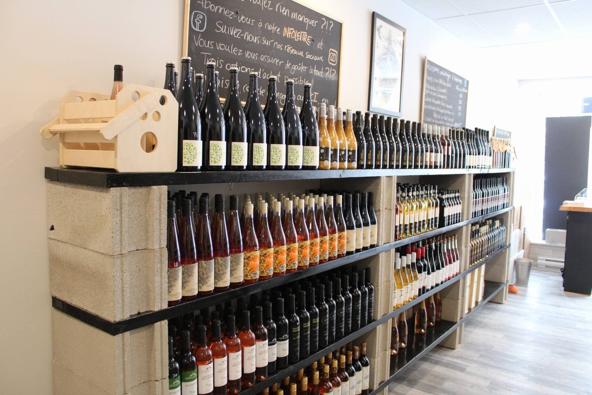 page Facebook La Boîte à Vins