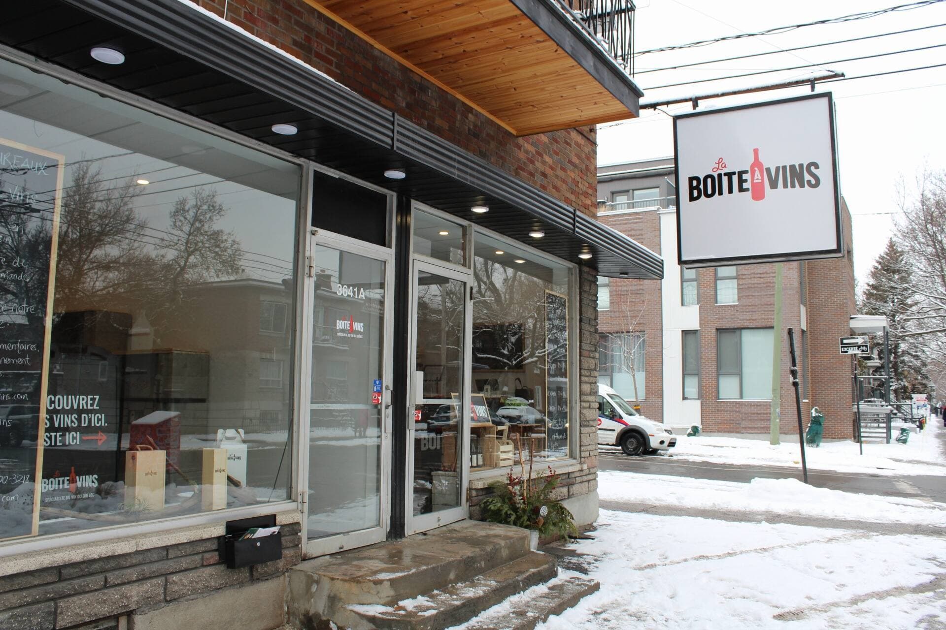 page Facebook La Boîte à Vins