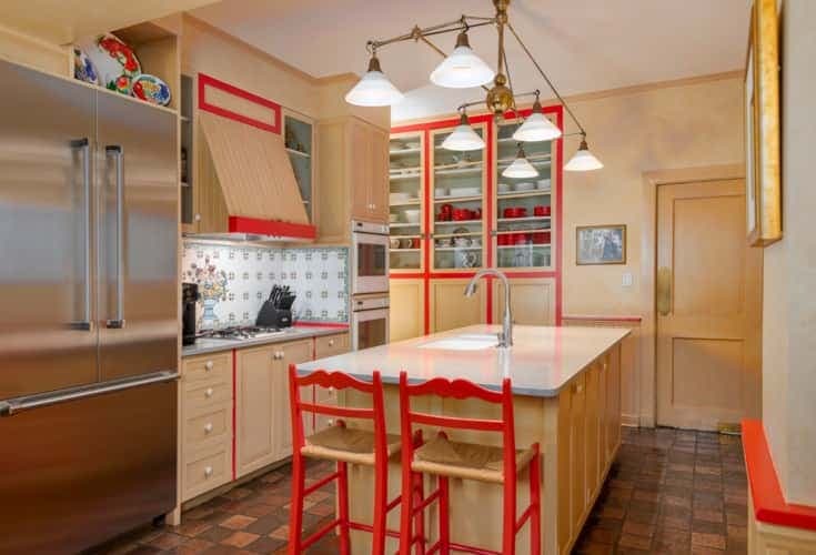 via Engel & Völkers Montréal