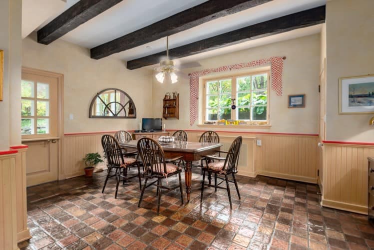 via Engel & Völkers Montréal