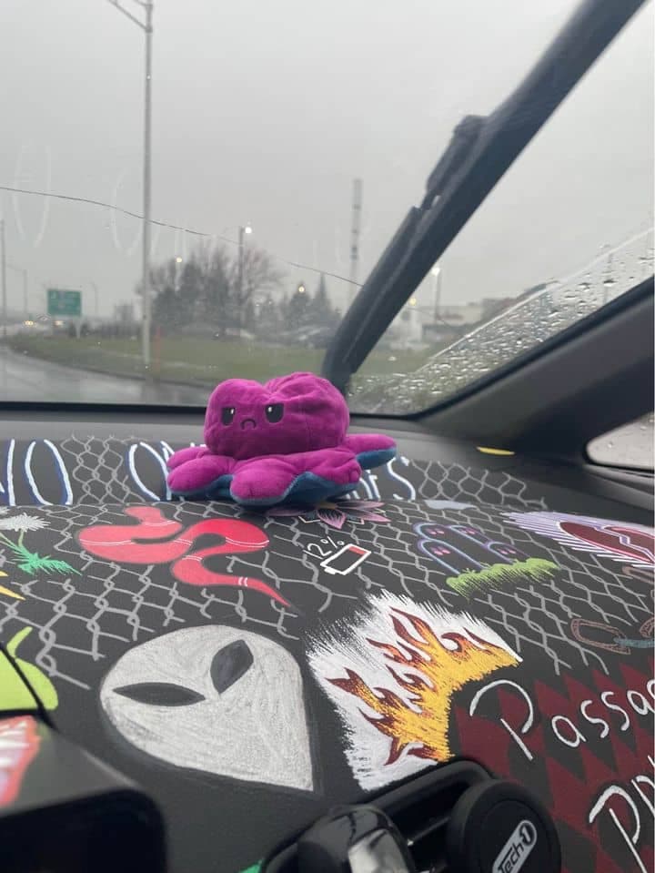 Photo Facebook Marketplace May Blake