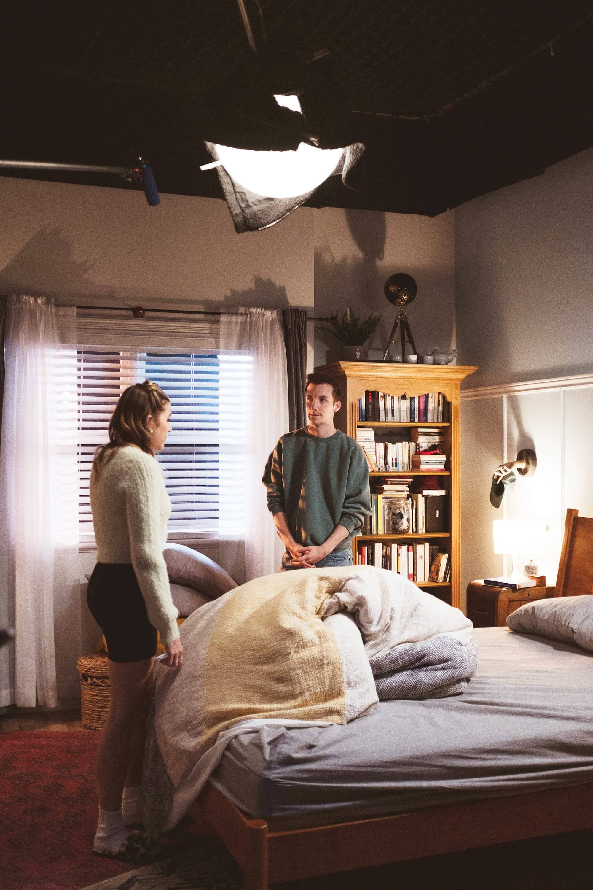 Virginie Ranger-Beauregard et Pier-Luc Funk pendant le tournage d’une scène.