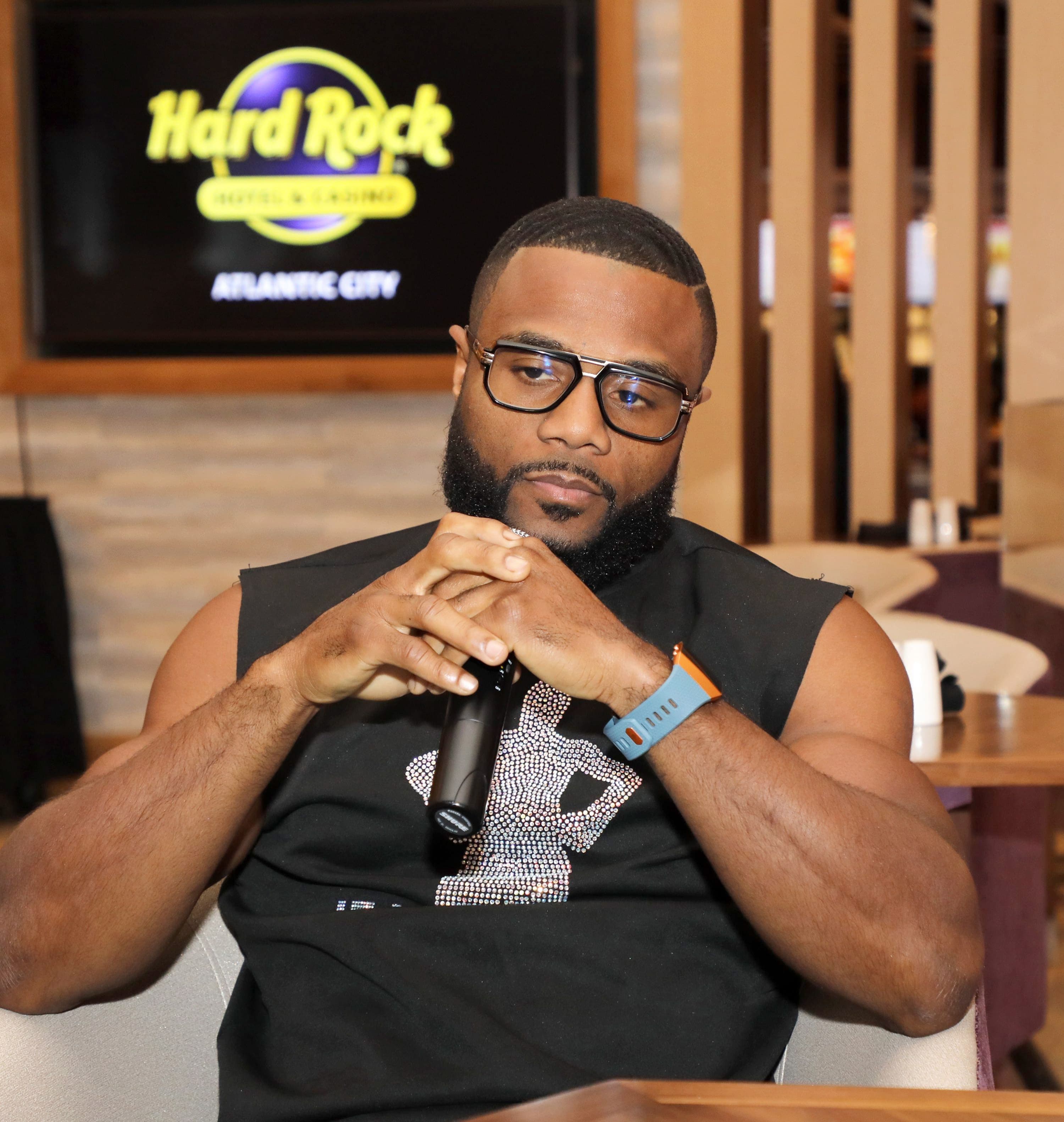 Jean Pascal se retrouve dans une position très inconfortable depuis vendredi soir.