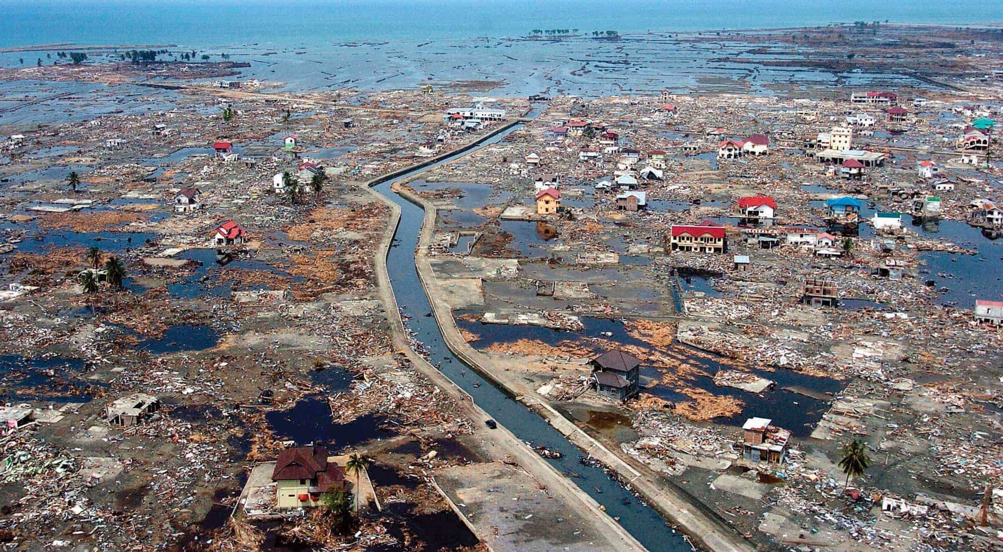 Banda Aceh, en Indonésie, après le passage du tsunami du 26 décembre.