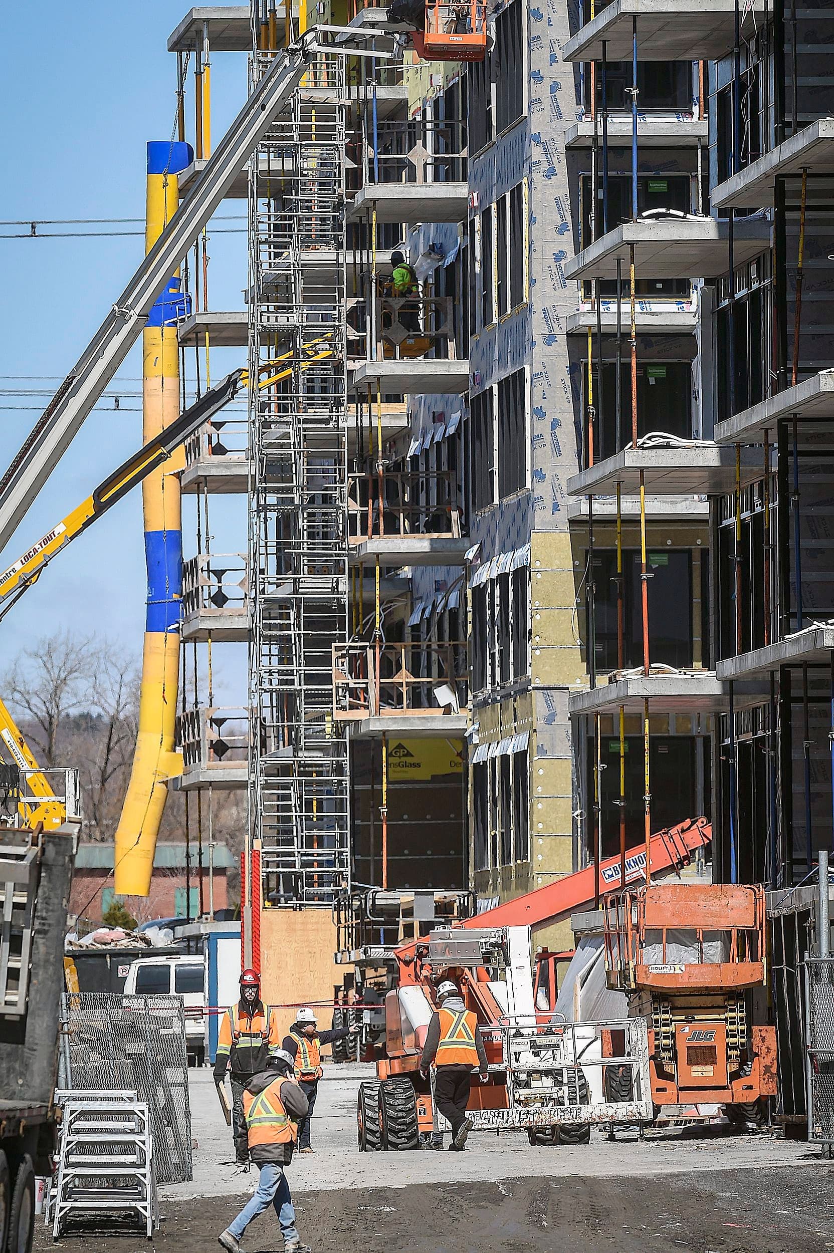 Les chantiers de construction de la province ont été la cible de pas de moins 655 interventions de la part des inspecteurs de la construction durant un mois.