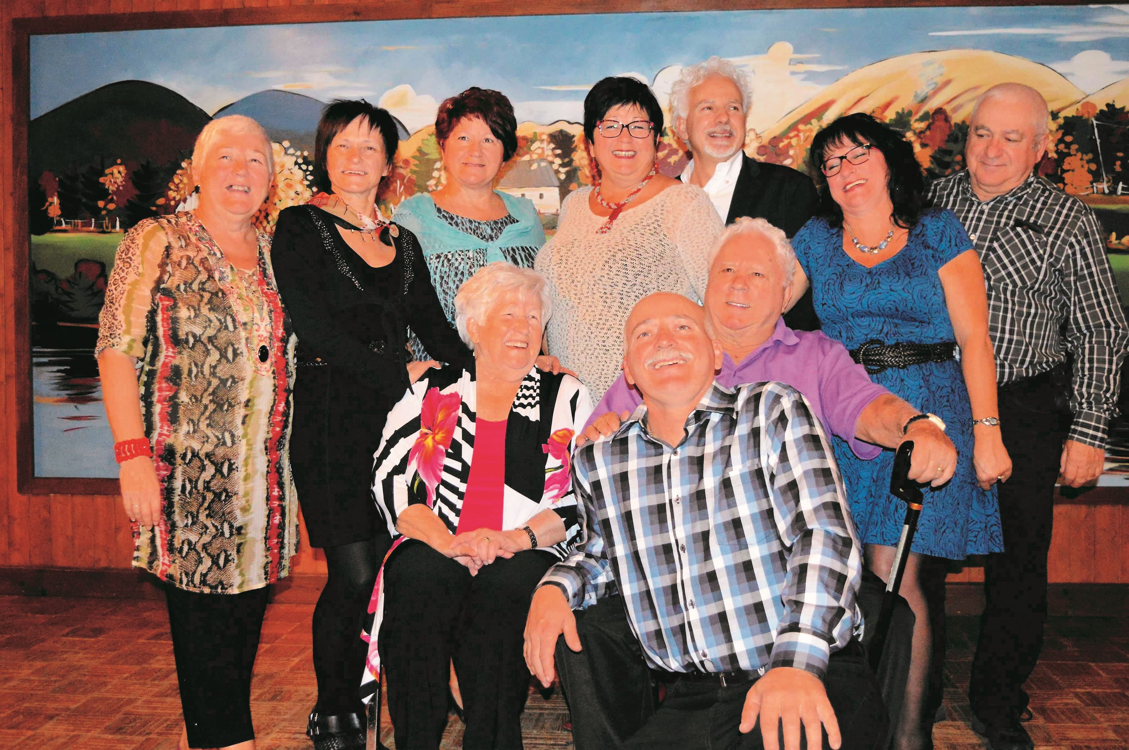 Le couple et ses huit enfants.