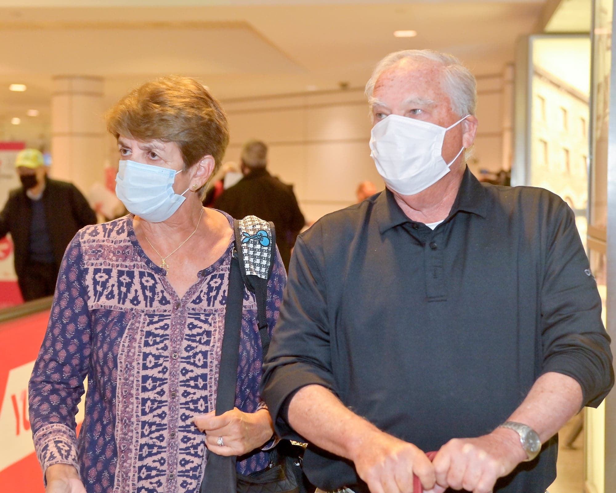 Ruth et David ont débarqué à l’aéroport Montréal-Trudeau, hier, après avoir écourté leur séjour en Floride.