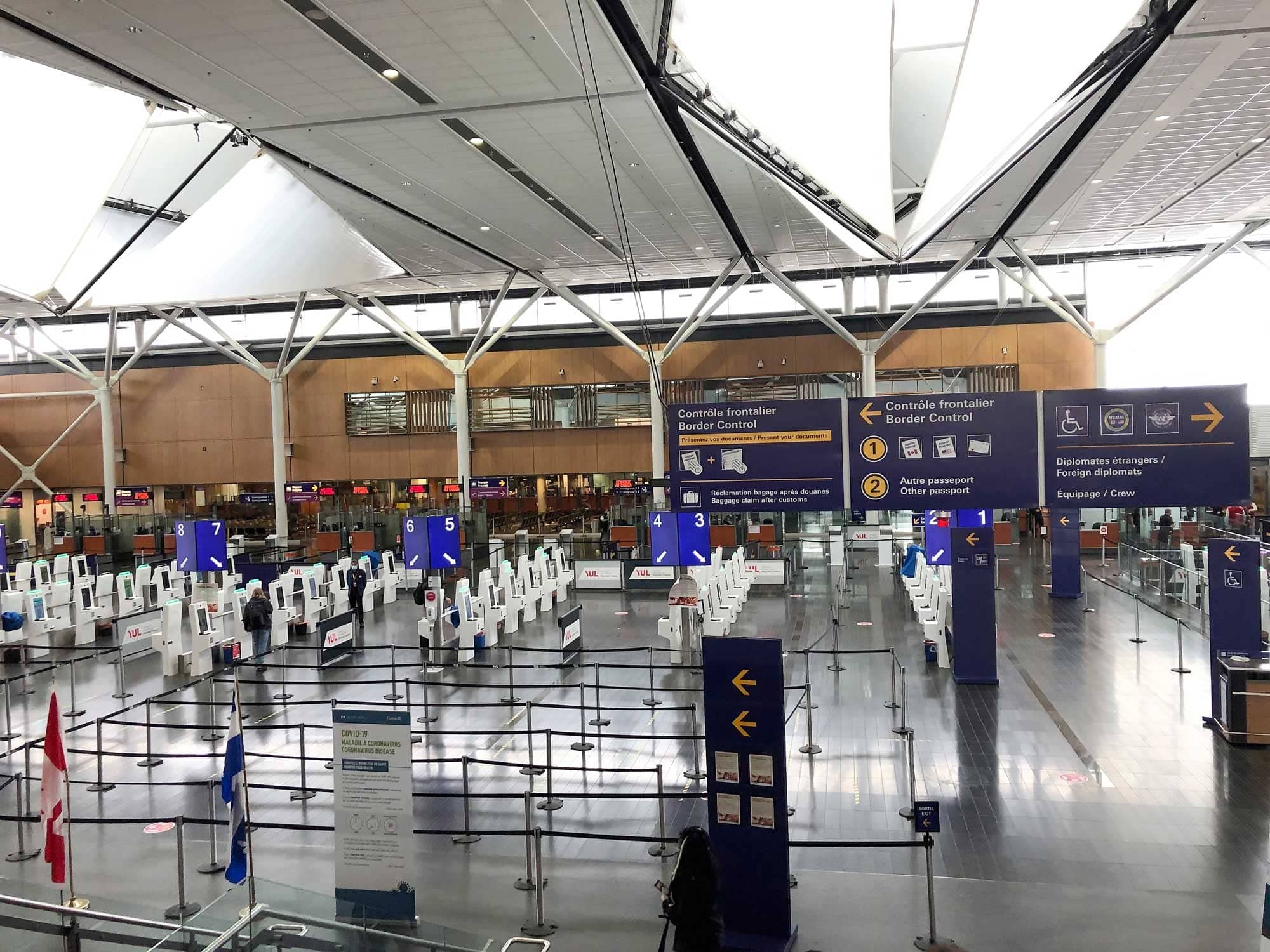 Les douanes étaient désertes hier à l’aéroport Montréal-Trudeau.