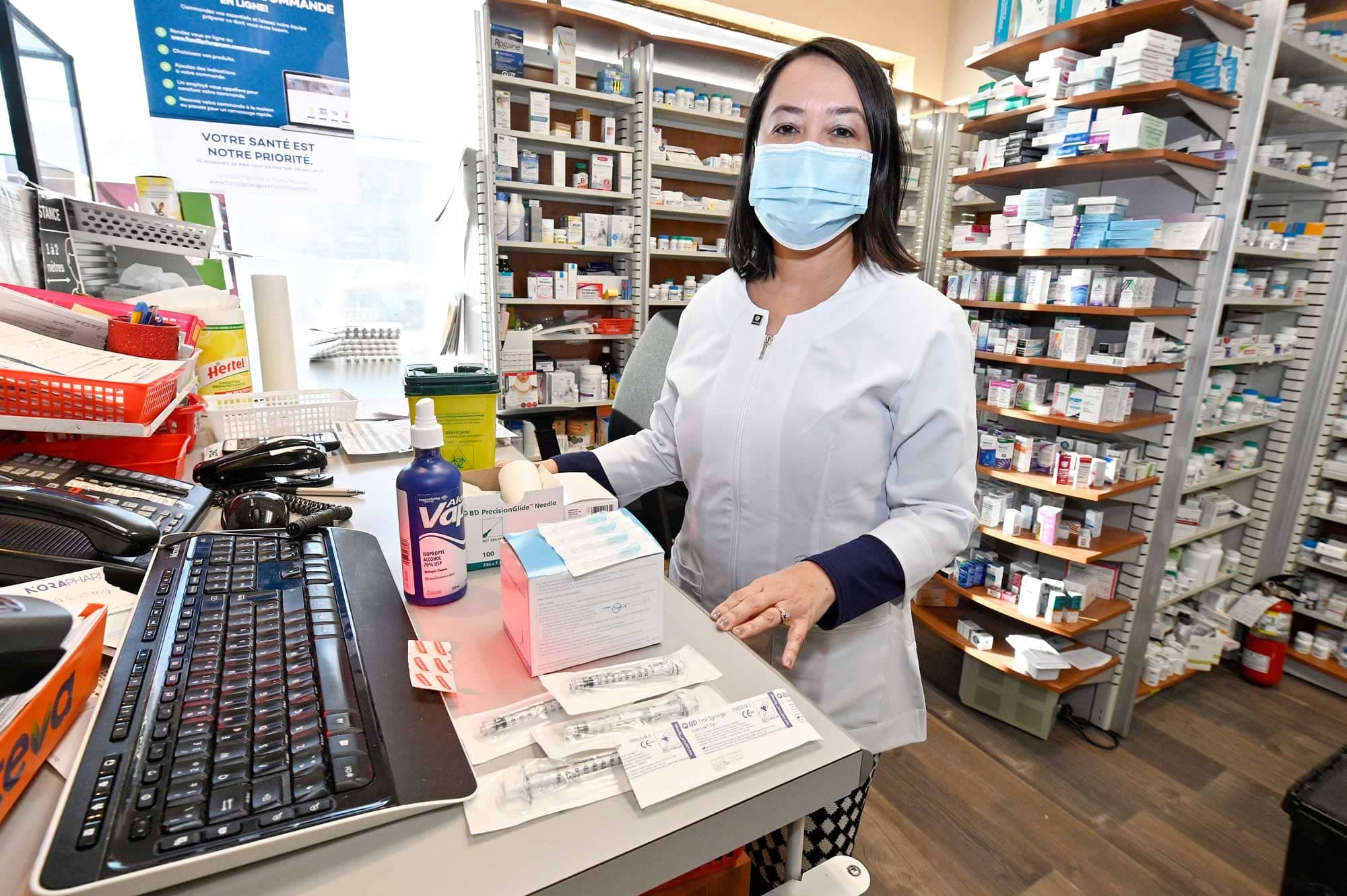 Thina Nguyen, propriétaire d’une pharmacie à Pointe-aux-Trembles, compte réserver l’arrière des lieux à la vaccination.