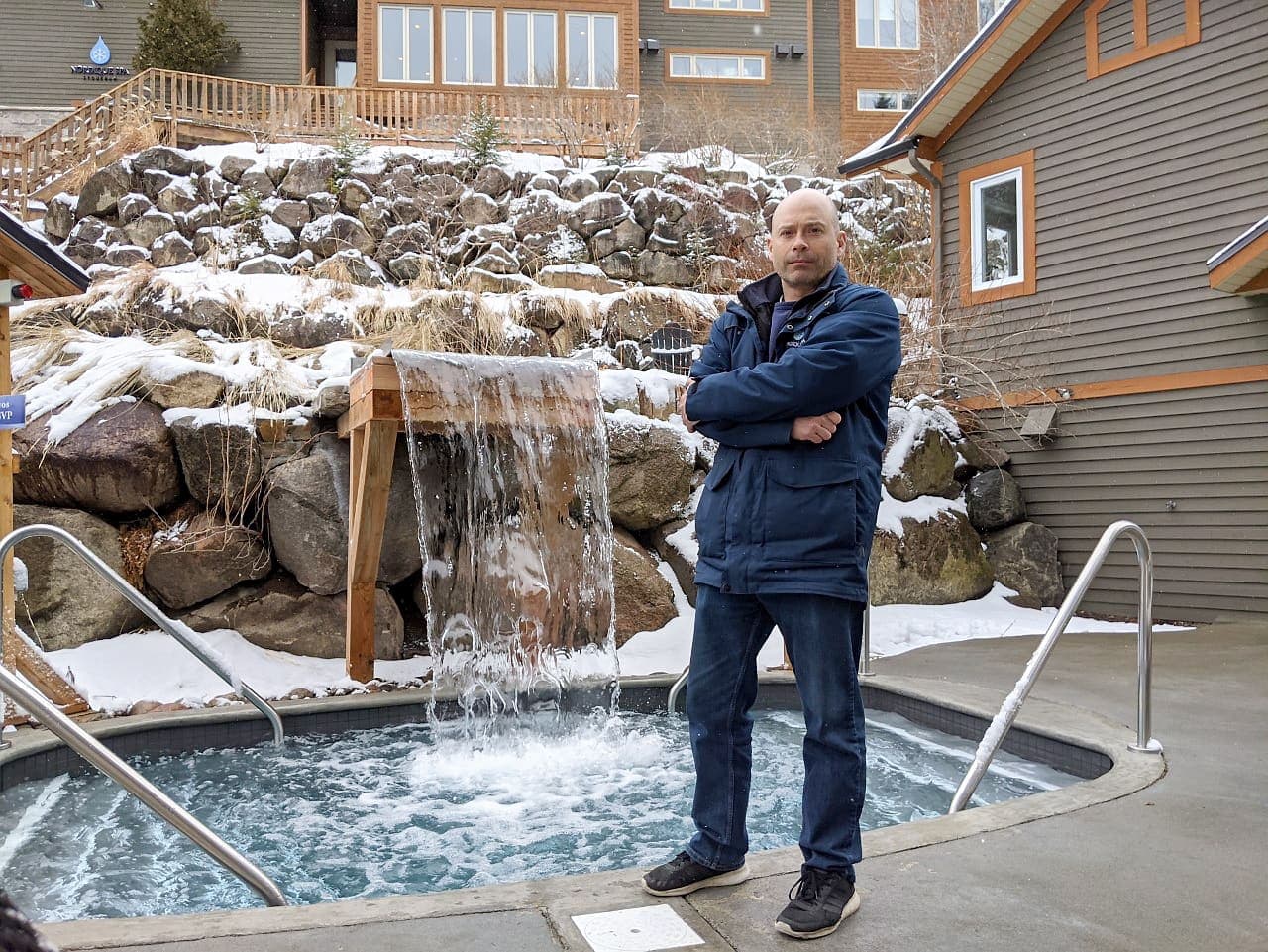 Hugues Lavoie, propriétaire du Nordique spa et détente, à Stoneham, dit avoir chauffé ses bassins d’eau tout l’hiver en attendant une réouverture. «J’ai chauffé pour rien et ça m’a amené des frais», déplore-t-il.