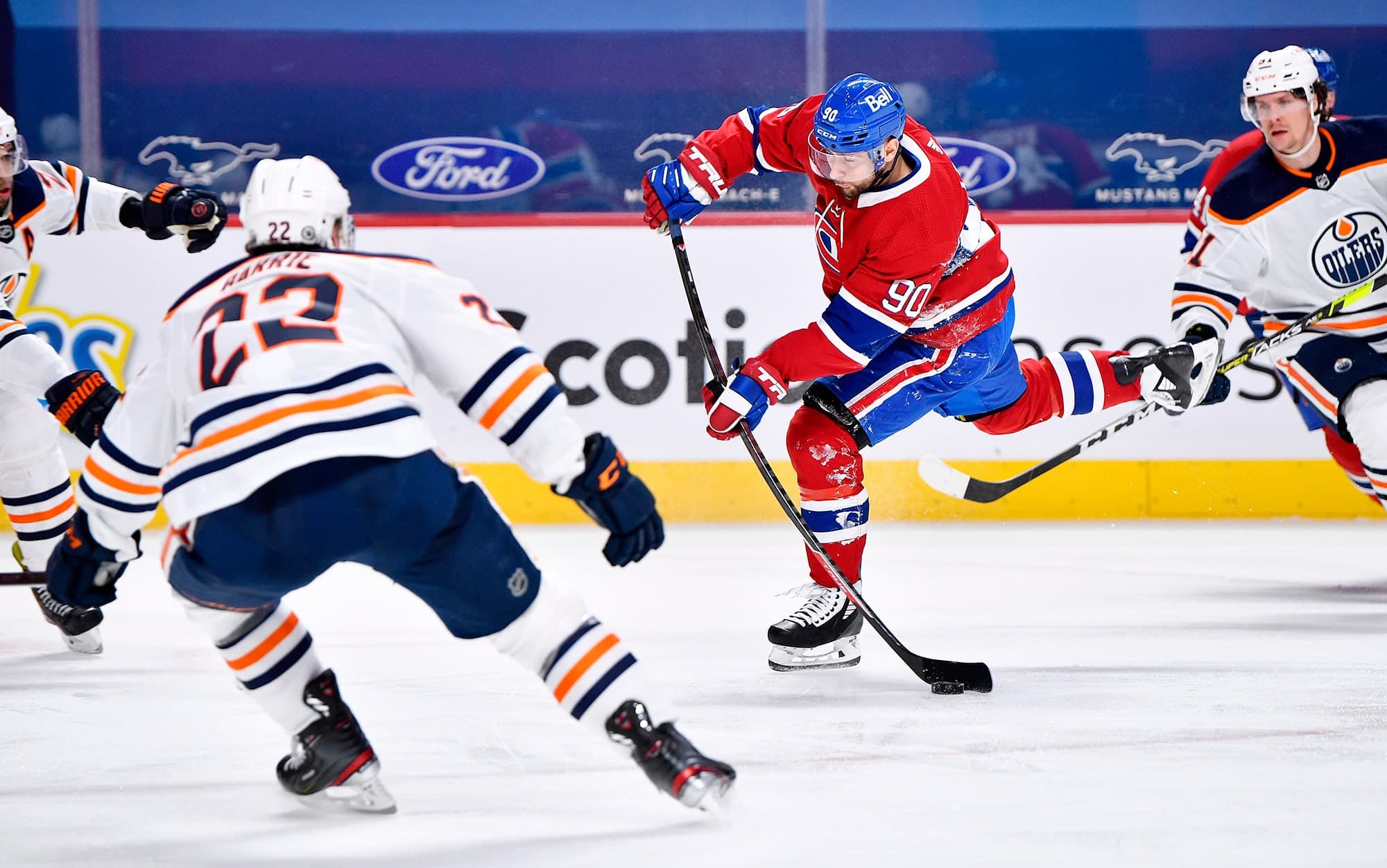Tomas Tatar a égalé la marque 2 à 2 avec un bon tir des poignets, au troisième vingt.