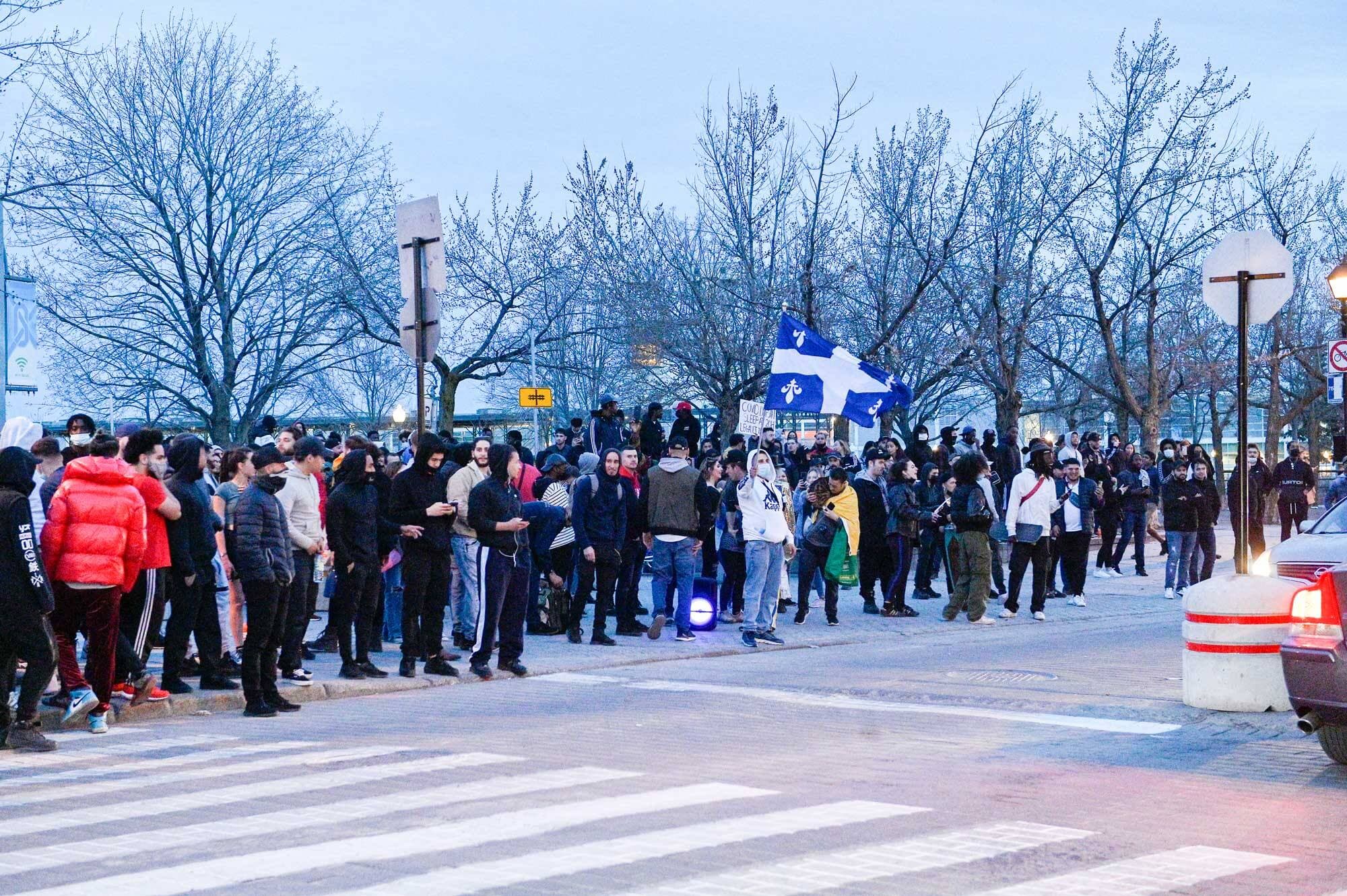 Évitons de mettre tous les opposants au couvre-feu dans le même panier.
