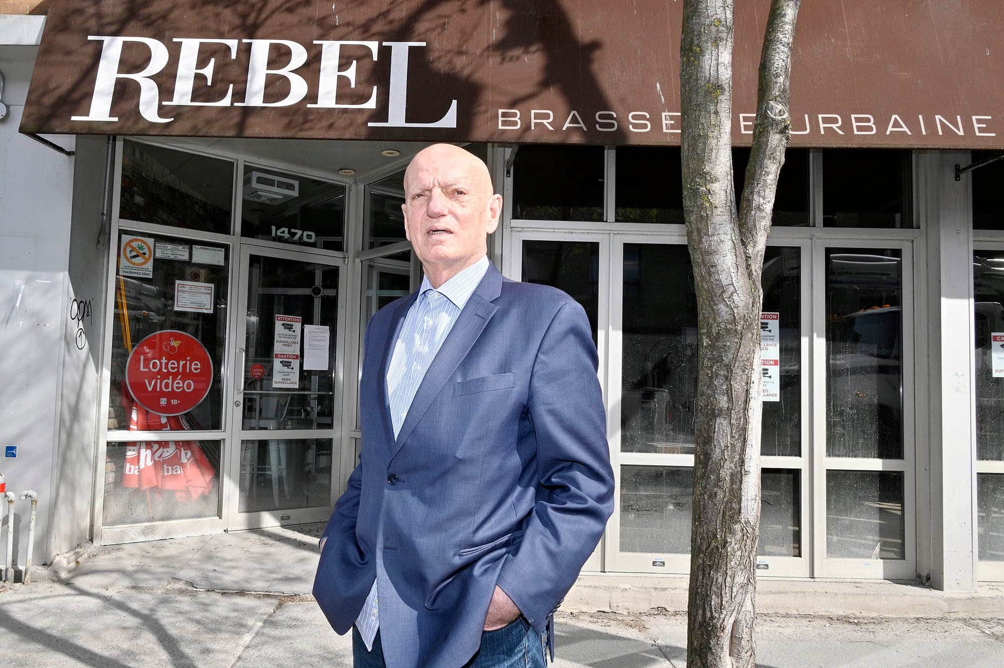 Le magnat de l’immobilier et tenancier de bars Peter Sergakis a été victime d’au moins huit vols en deux mois, entre autres à sa brasserie Rebel.