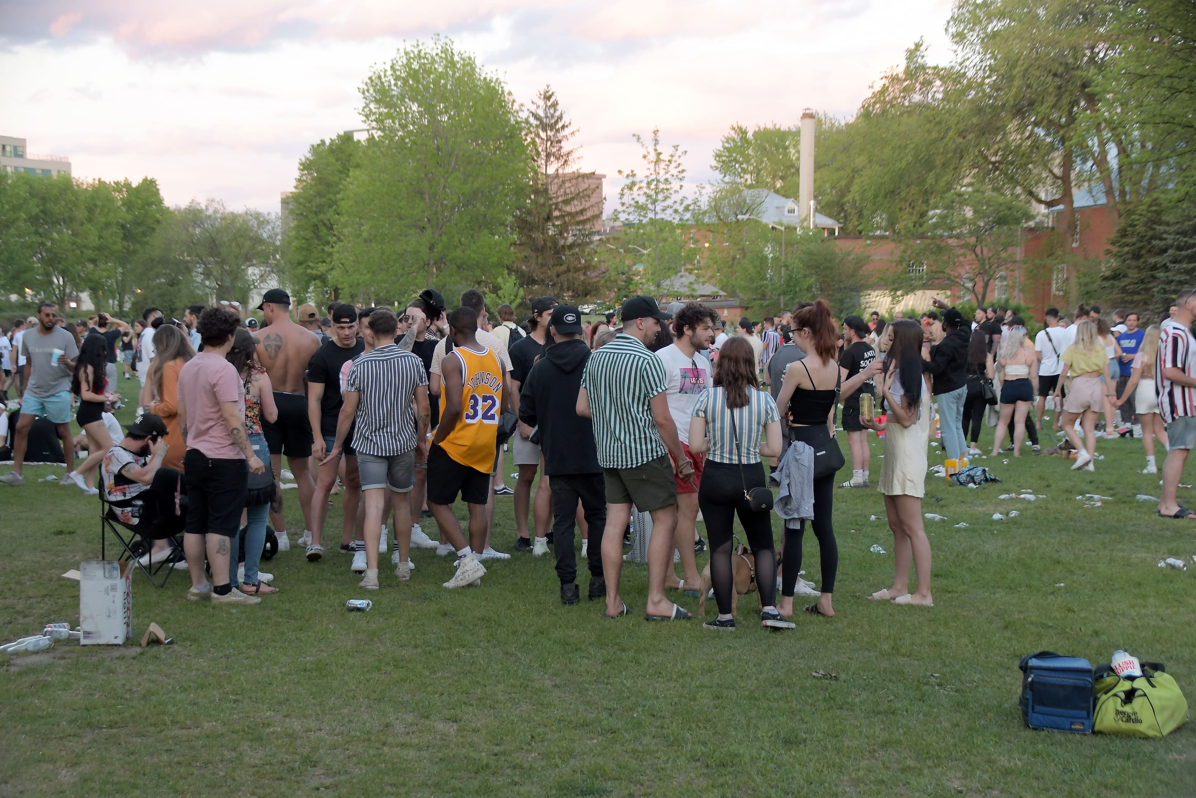 Des centaines de personnes ont aussi fait la fête au parc Victoria, à Québec.